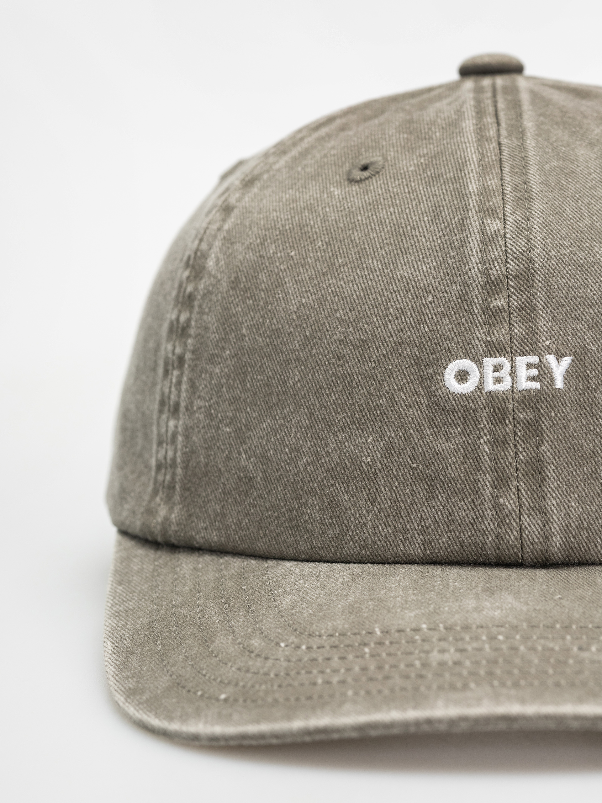 Шапка с козирка OBEY Pigment Bold 6 Panel Strapback (pigment olive)