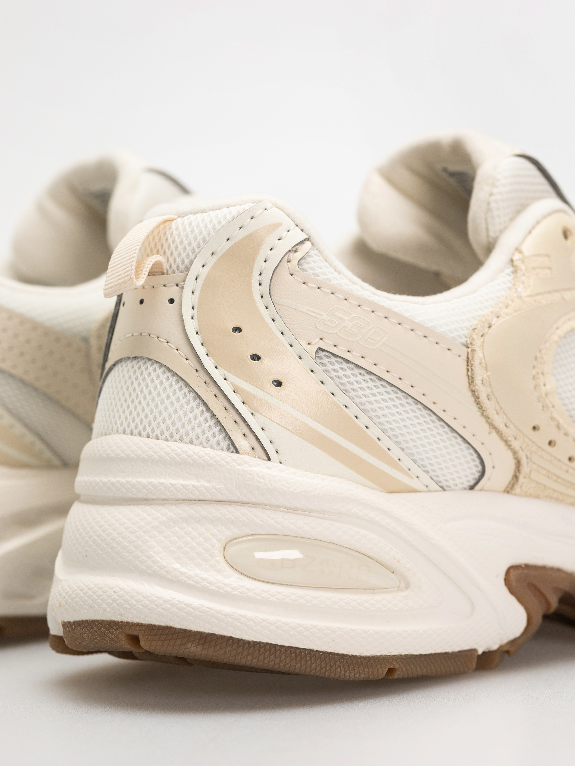 Обувки New Balance 530 JR (bisque)