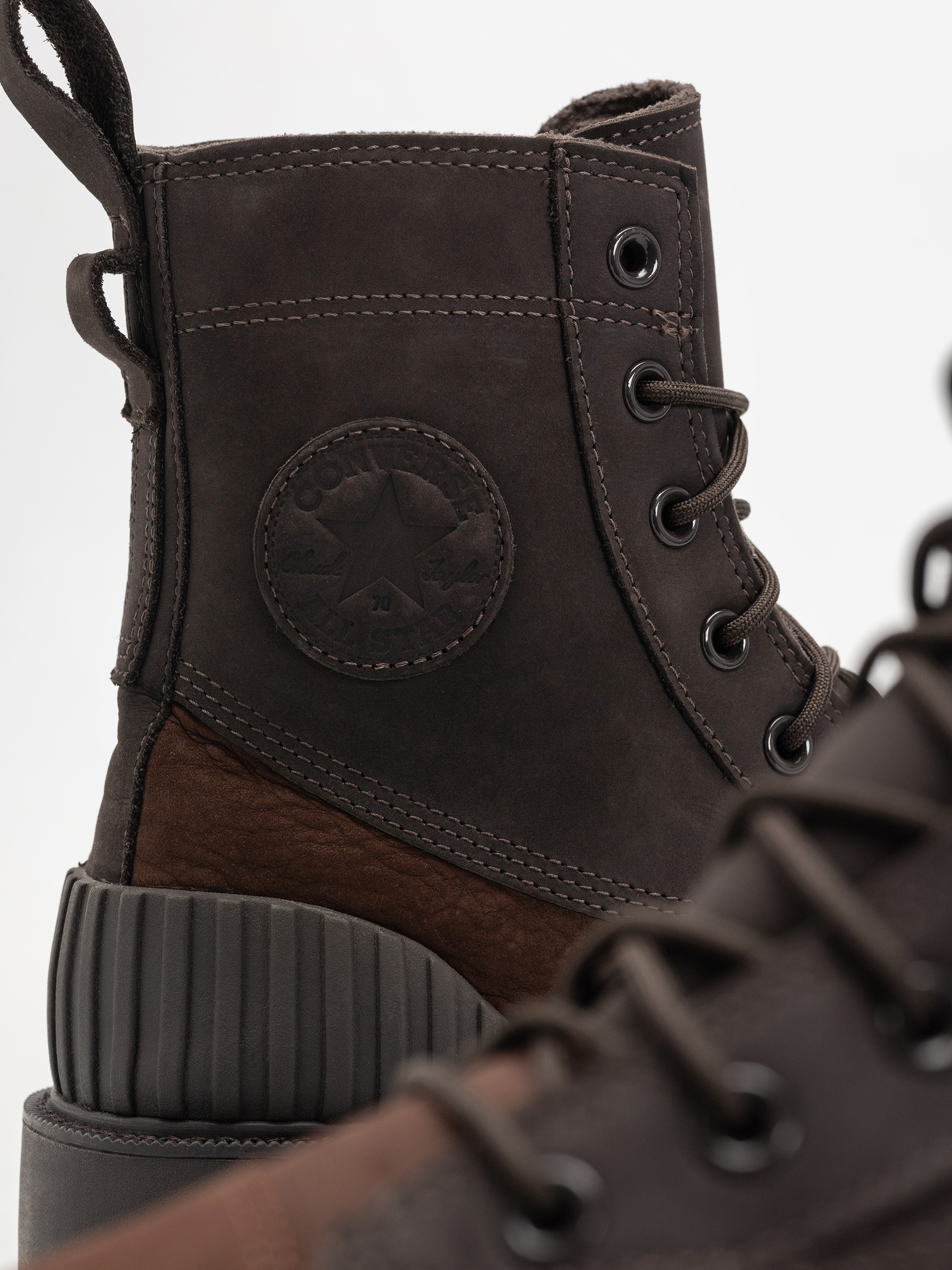 Обувки Converse Chuck 70 Rugged (chocolate/tan)