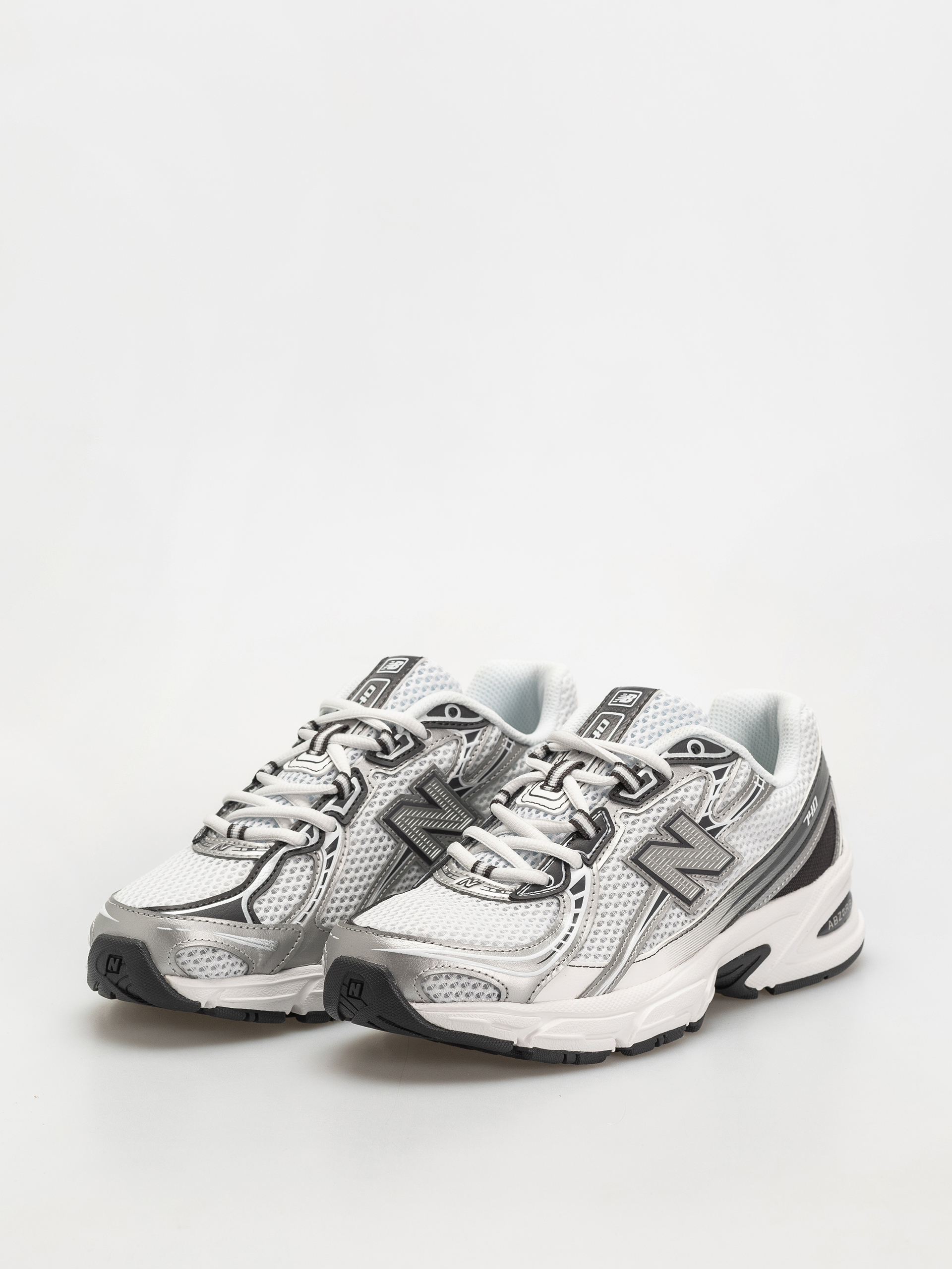 Обувки New Balance 740 (white)