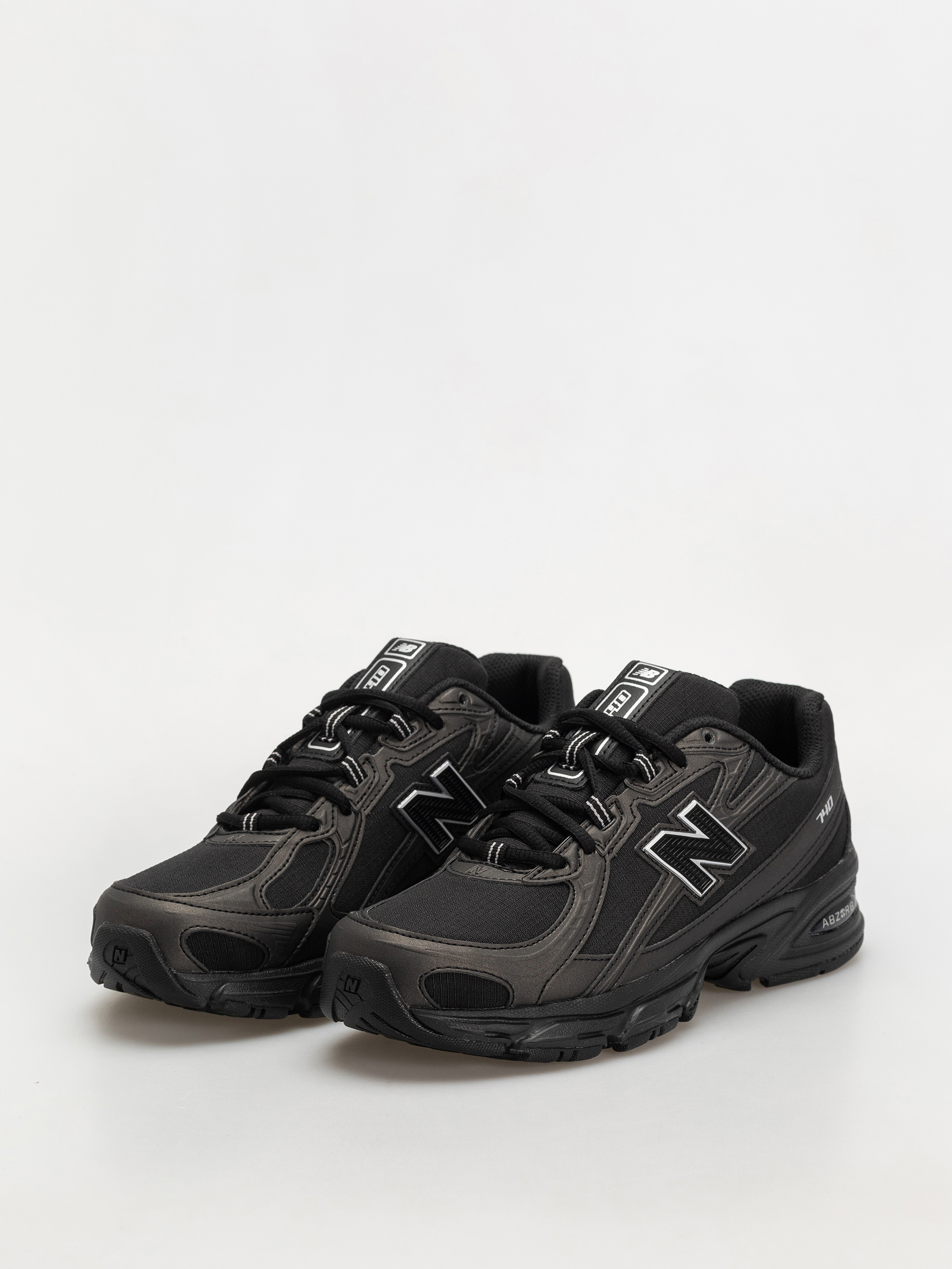 Обувки New Balance 740 (black)