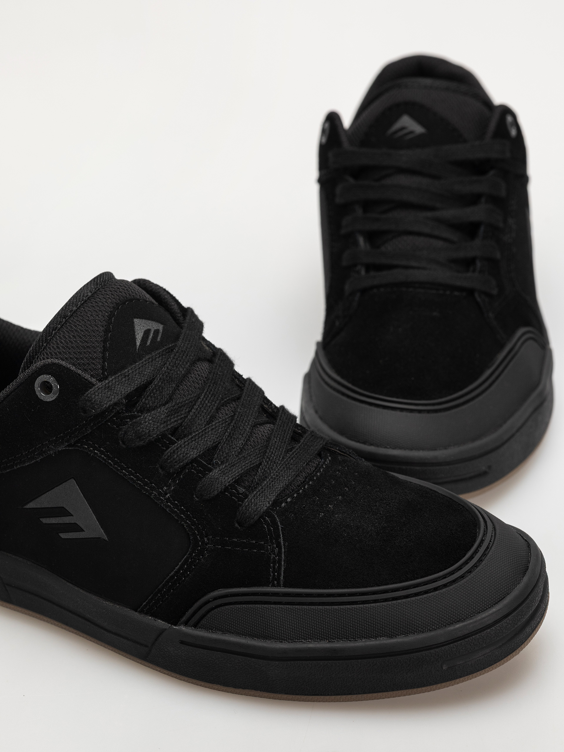 Обувки Emerica Heritic (black/black/gum)