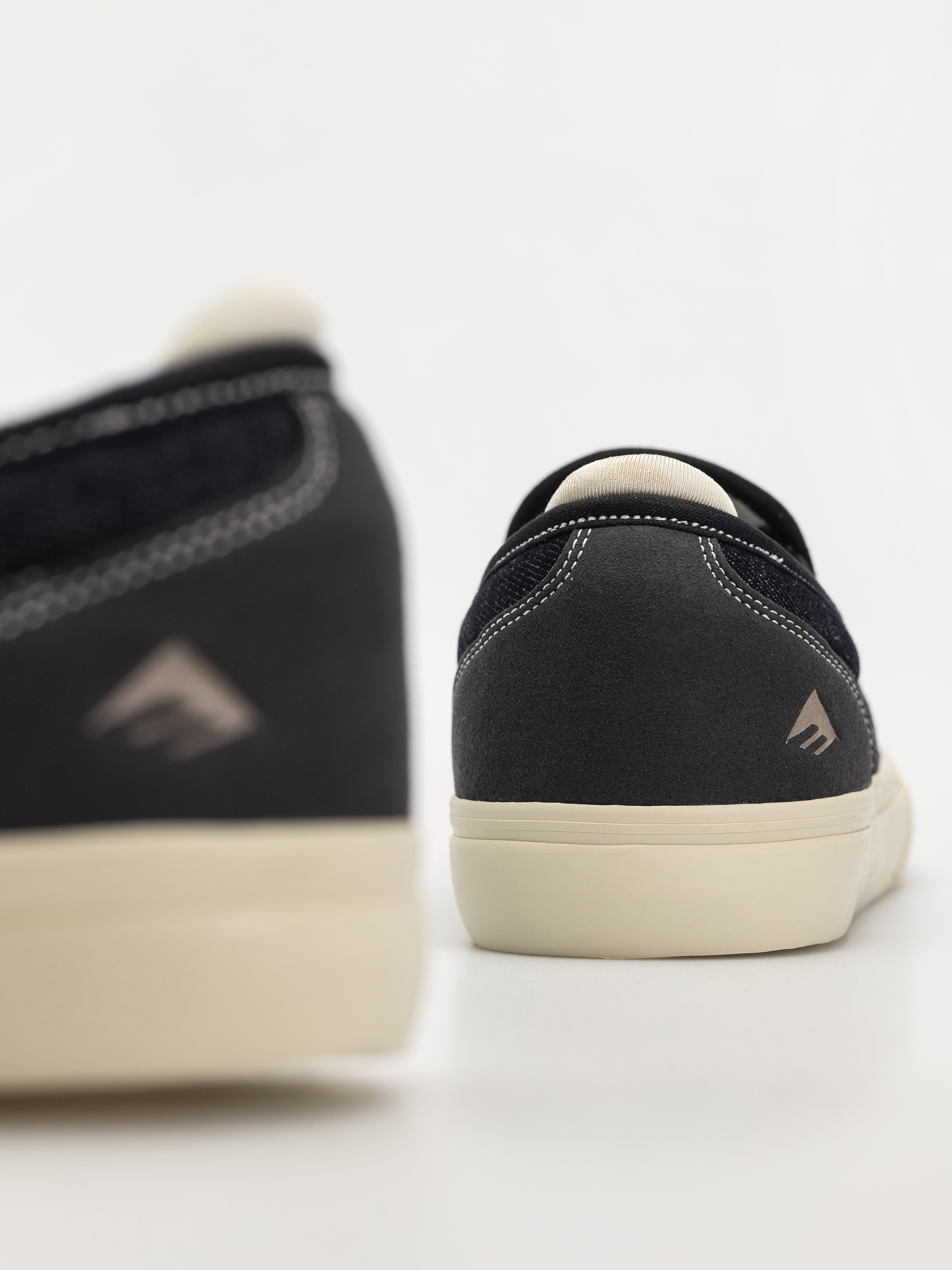 Обувки Emerica Wino G6 Slip On (black/tan)
