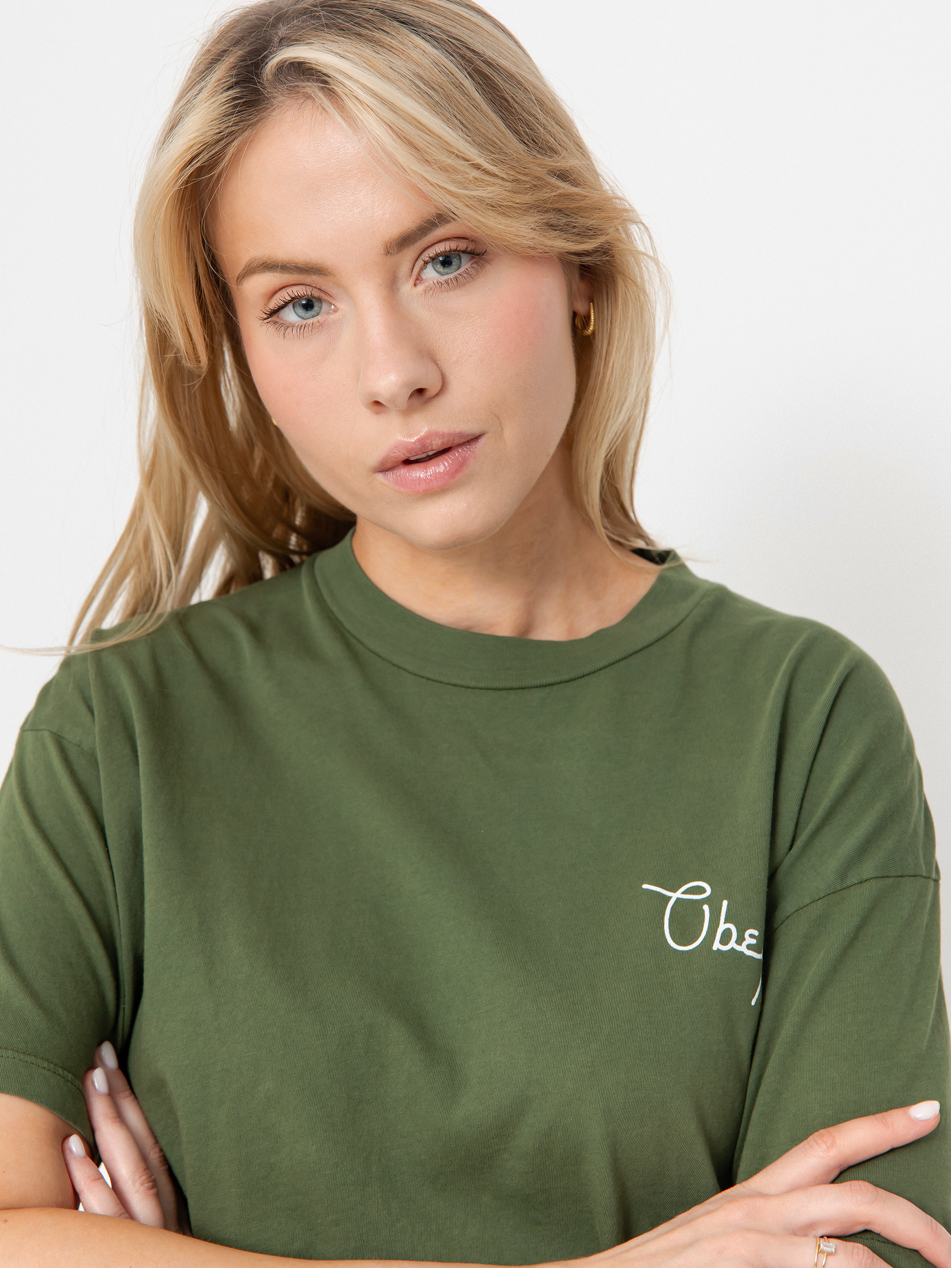 Тениска OBEY Obey Scripty Cities Wmn (bronze green)