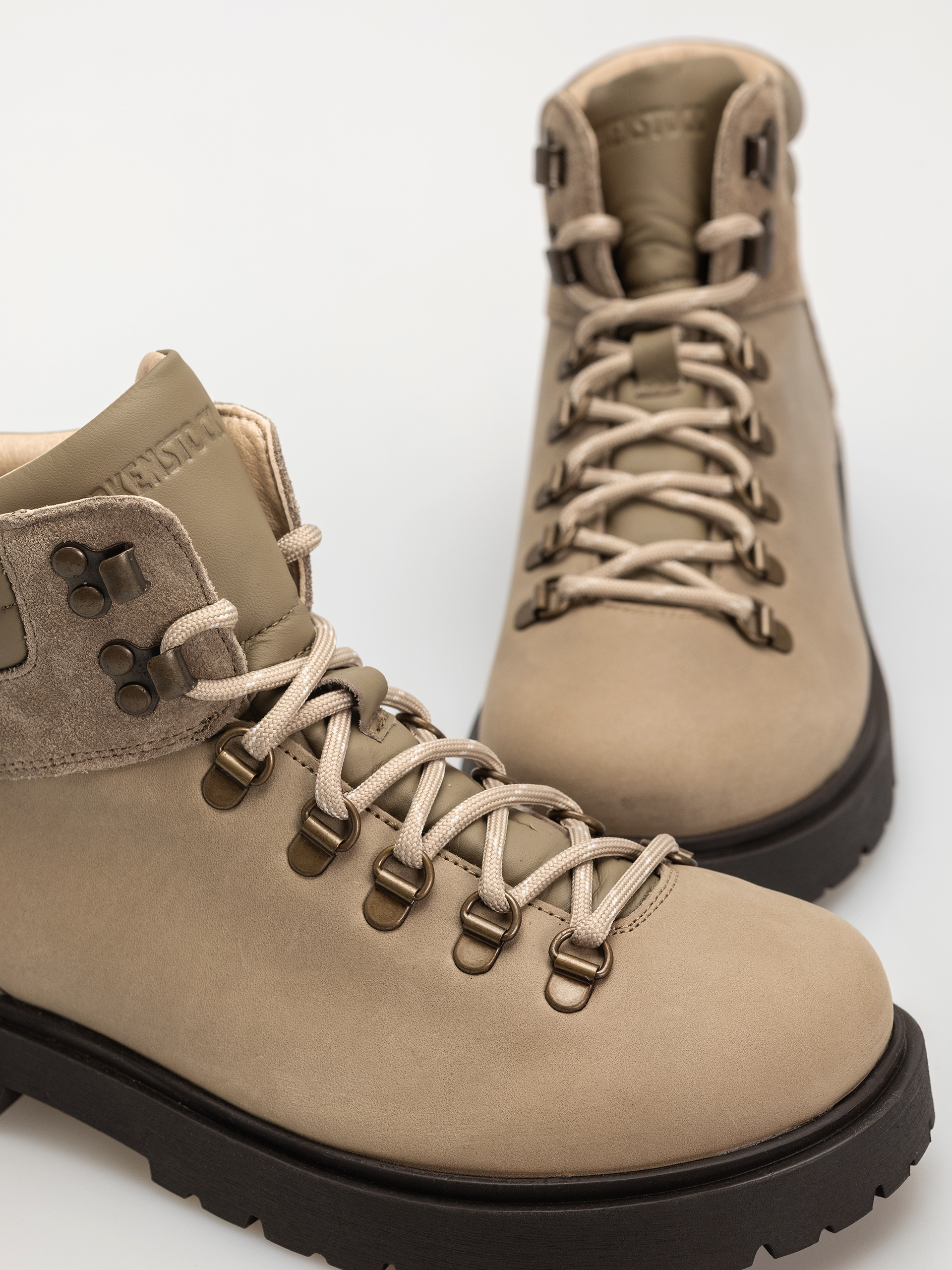 Обувки Birkenstock Jackson 2.0 Narrow Wmn (taupe)