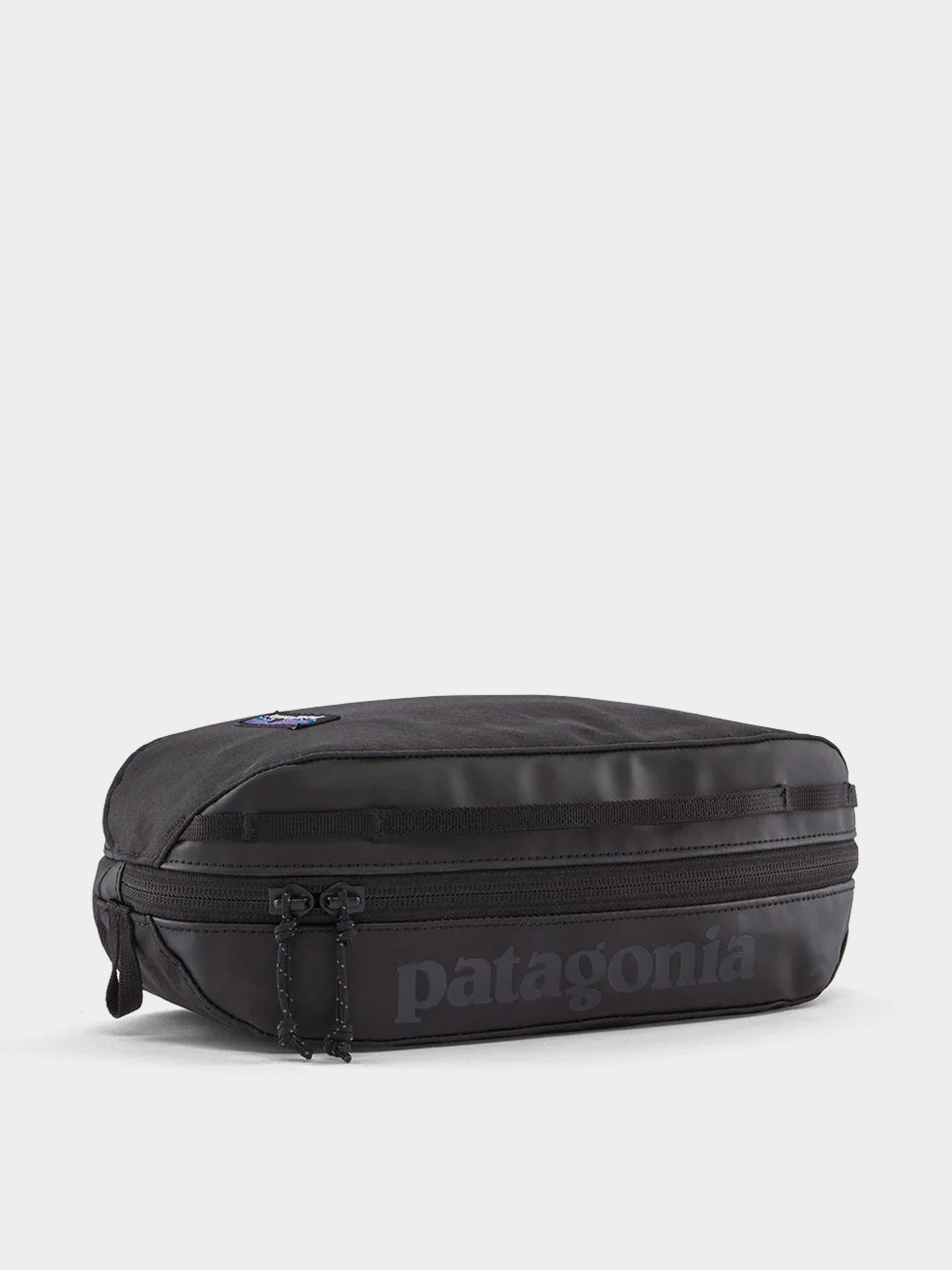 Козметична чантичка Patagonia Black Hole Cube 3L (black w/black)