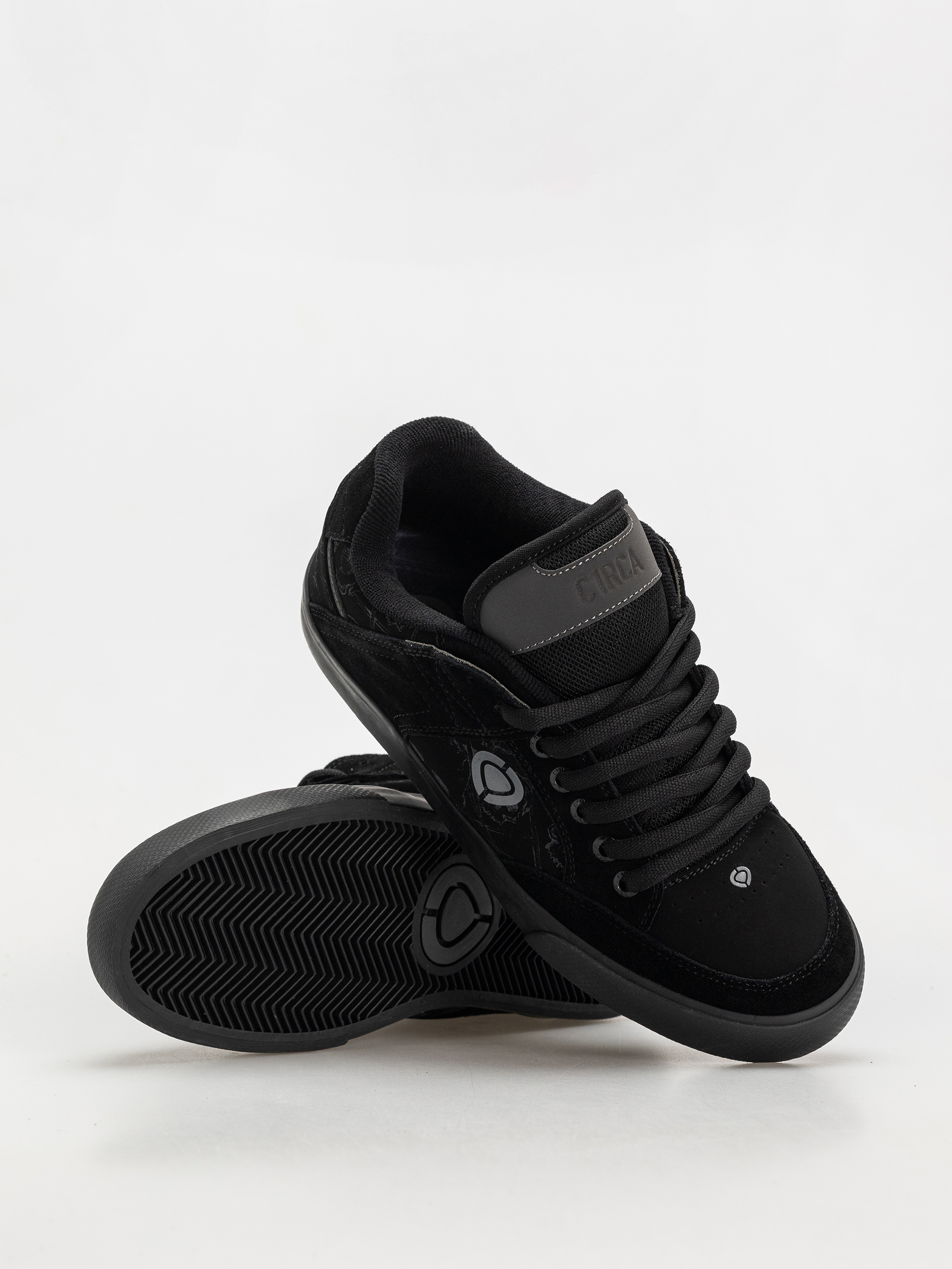 Обувки Circa 205 Vulc Se (black/black/skull)