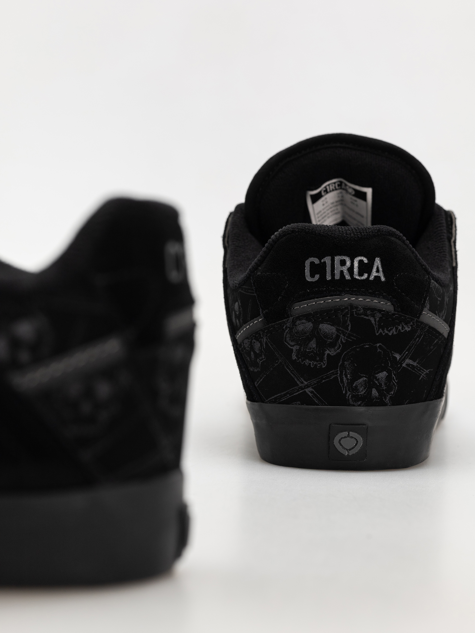 Обувки Circa 205 Vulc Se (black/black/skull)