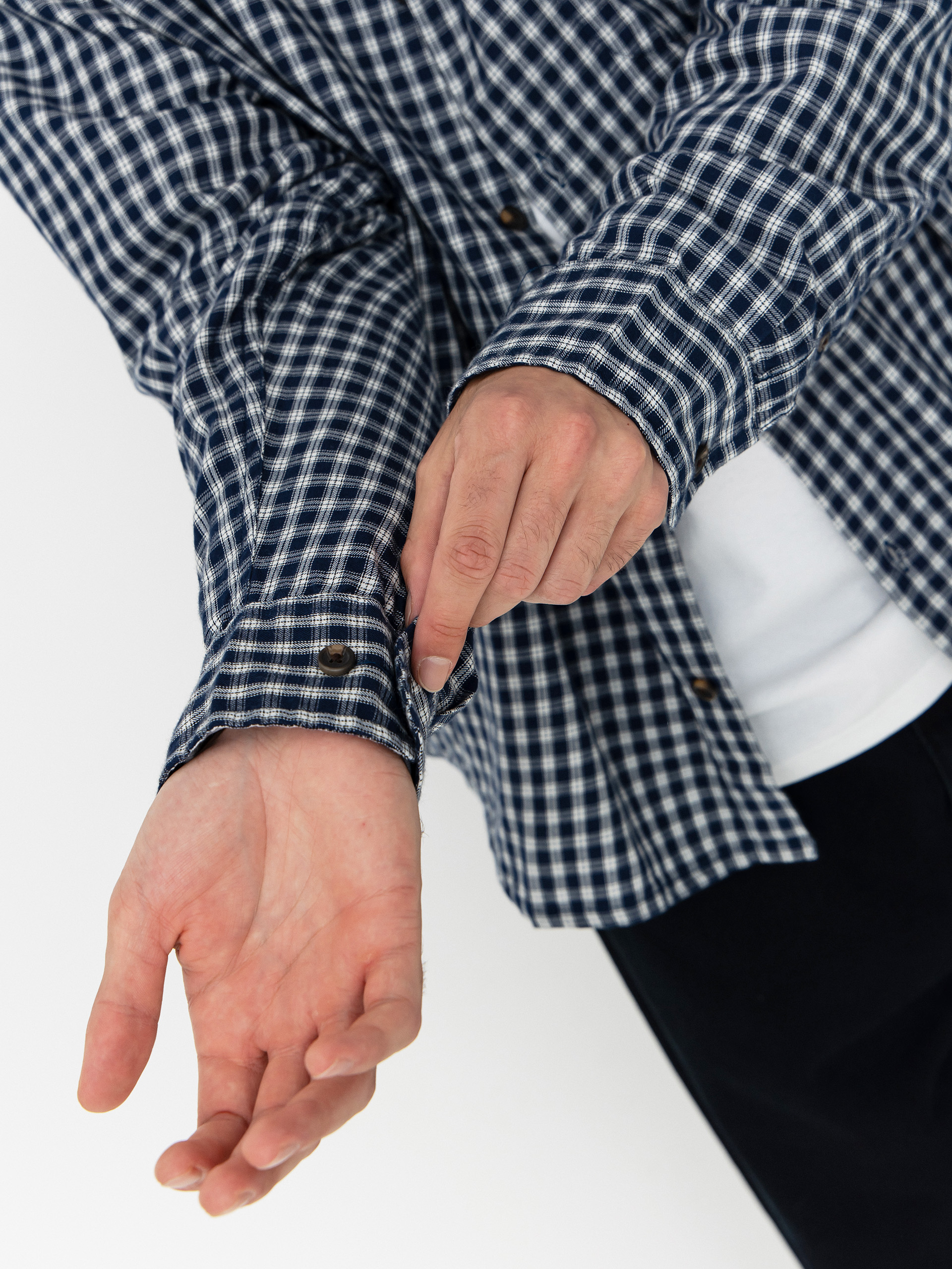 Риза OBEY Bigwig Andy Woven (academy navy multi)