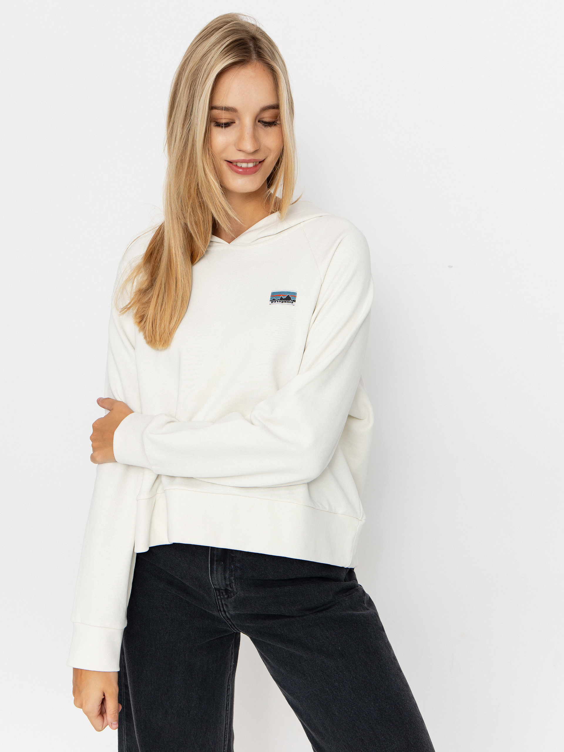 Суитшърт с качулка Patagonia Regenerative Organic Certified Cotton Essential HD Wmn (wool white)