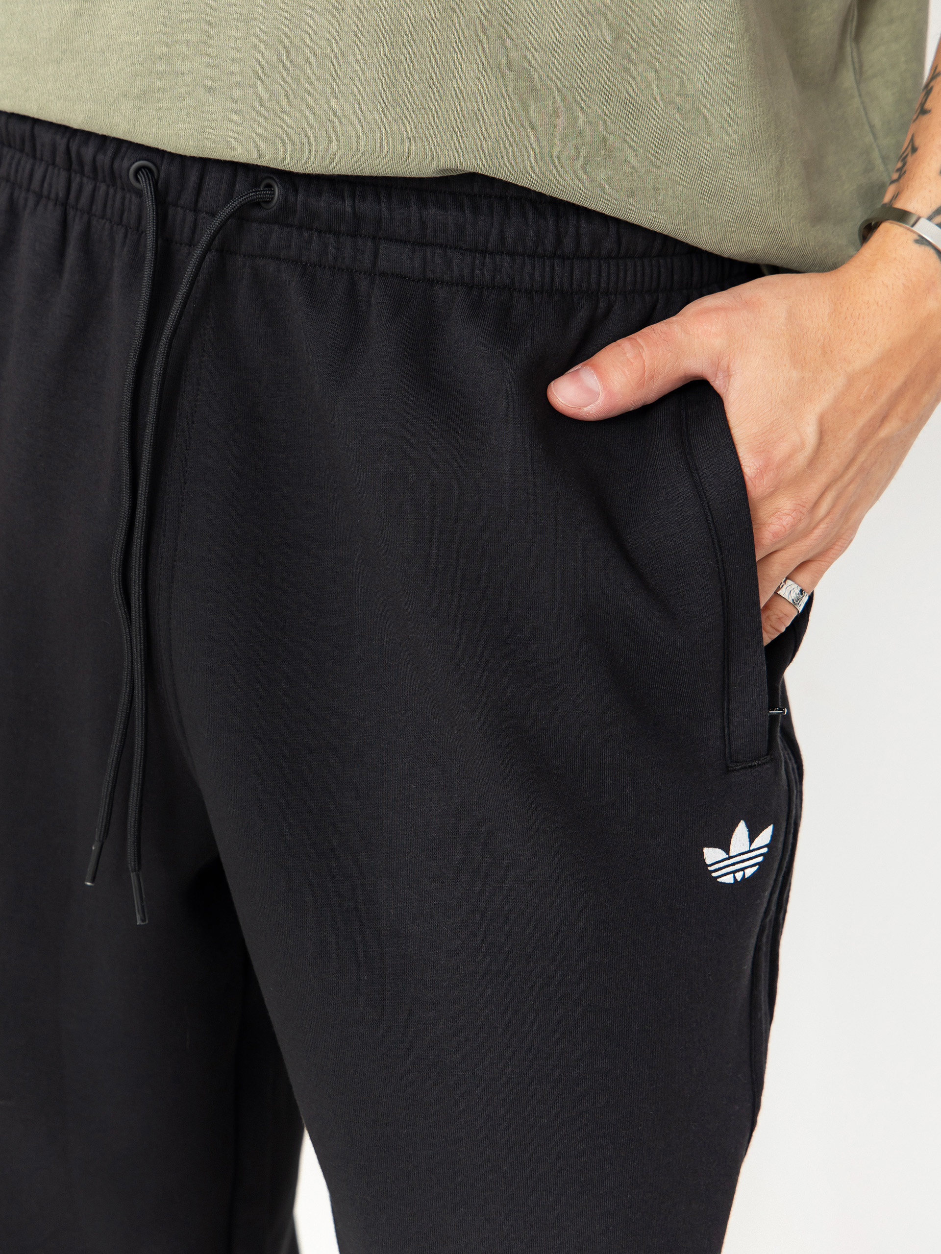 Панталони adidas Tech Fleece (black/white)