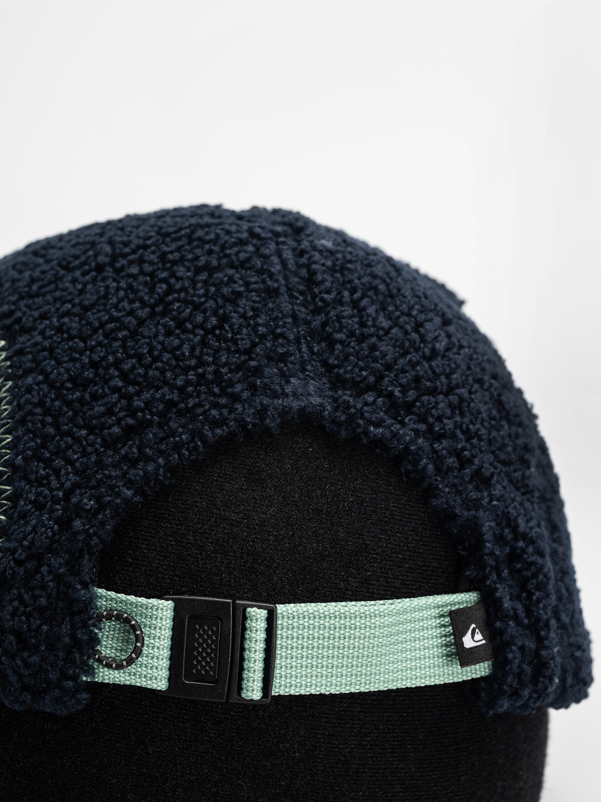 Шапка с козирка Quiksilver Alaska (dark navy)