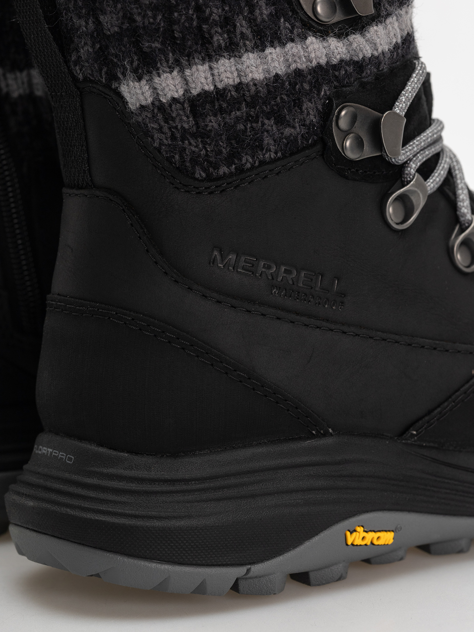 Обувки Merrell Siren 4 Thermo Mid Zip Wp Wmn (black)