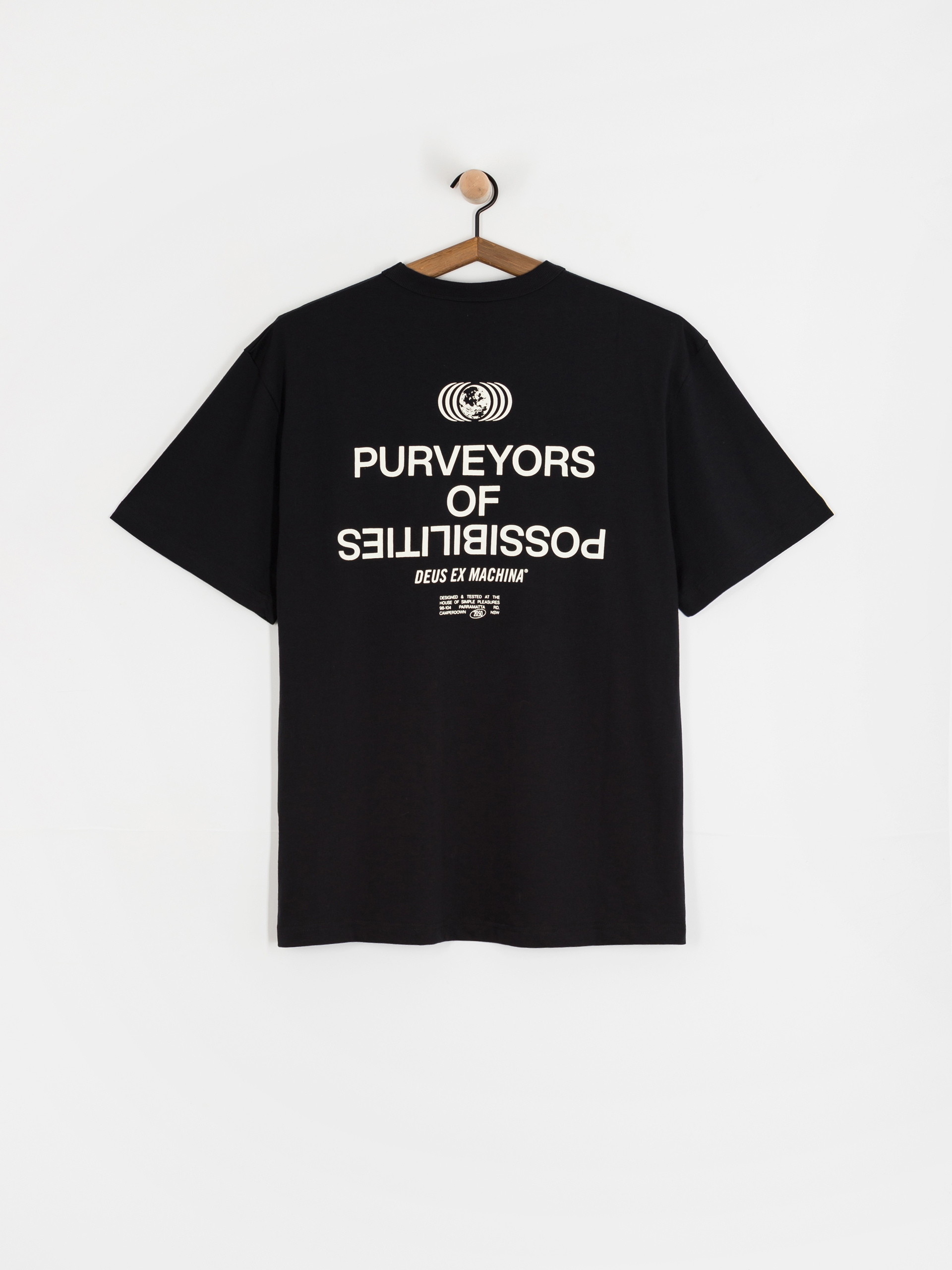 Тениска Deus Ex Machina Axis (black)