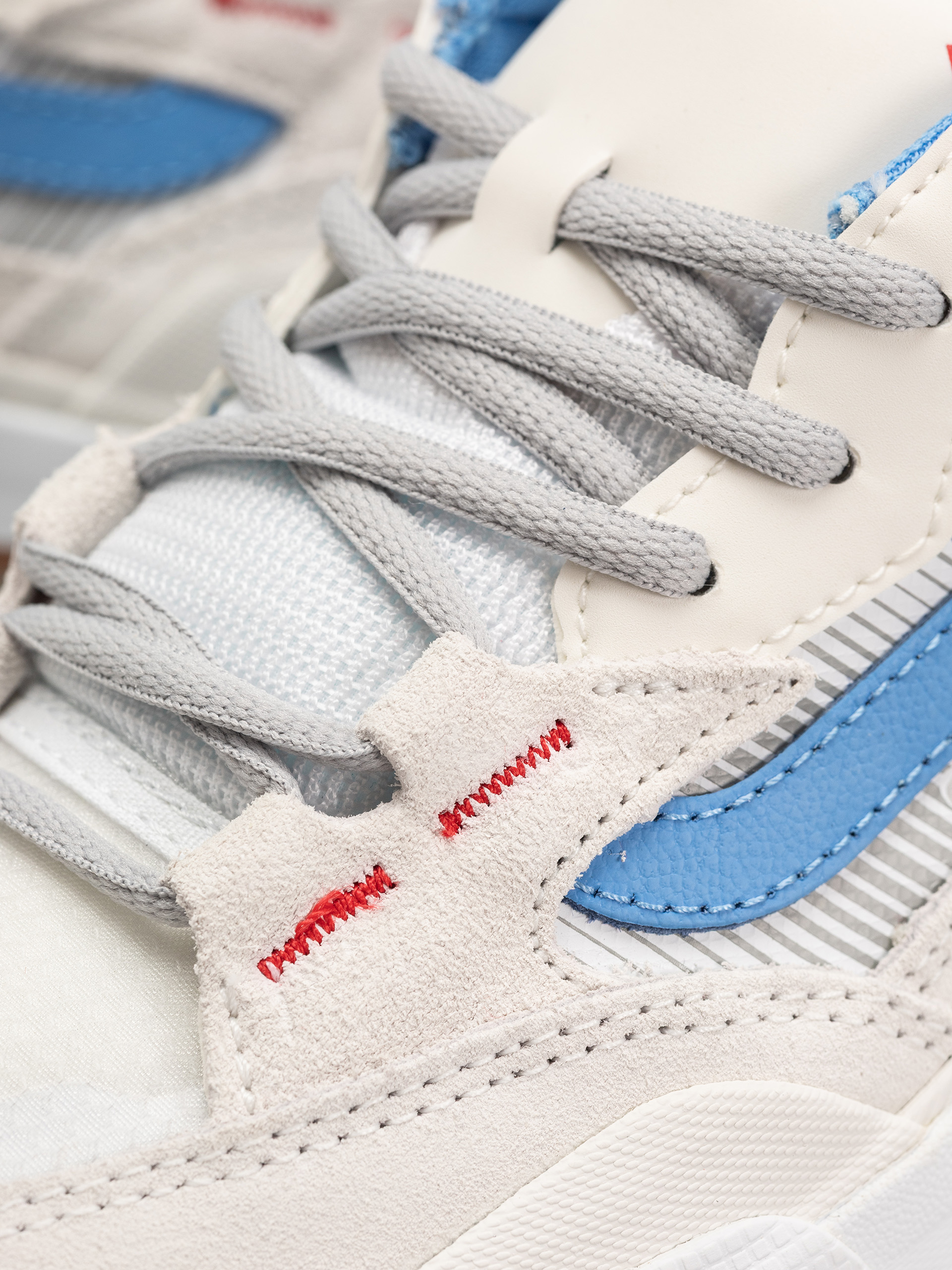 Обувки Vans Skate 2 Wayvee (blanc de blanc/azure blue)