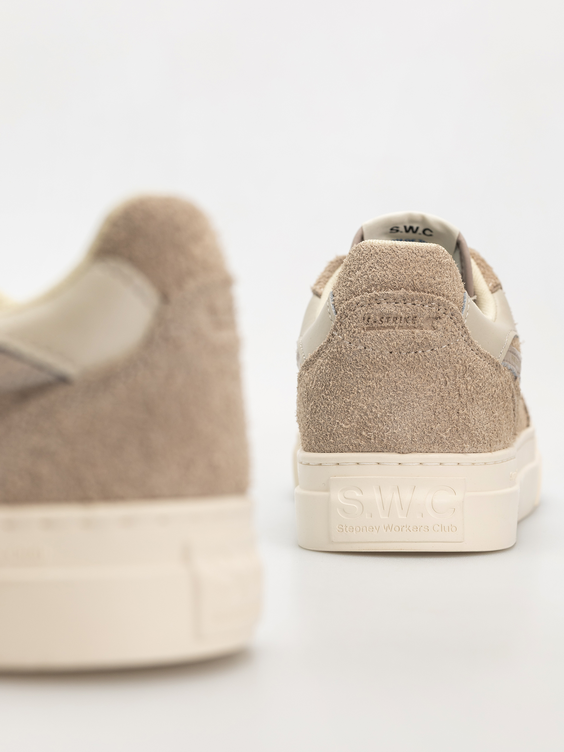 Обувки Stepney Workers Club Pearl S-Strike (raw suede taupe)