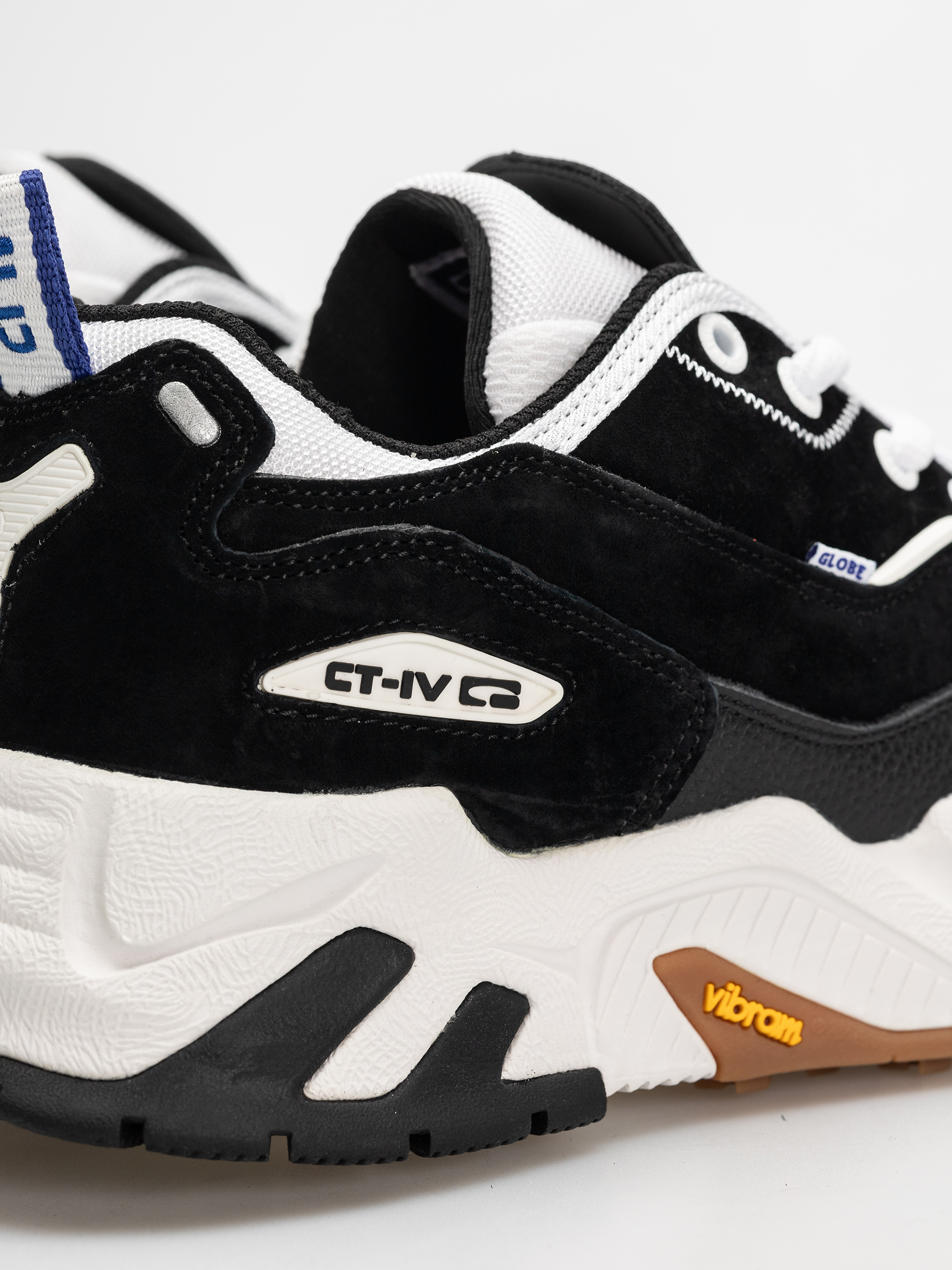 Обувки Globe CT 4000 (black/white)