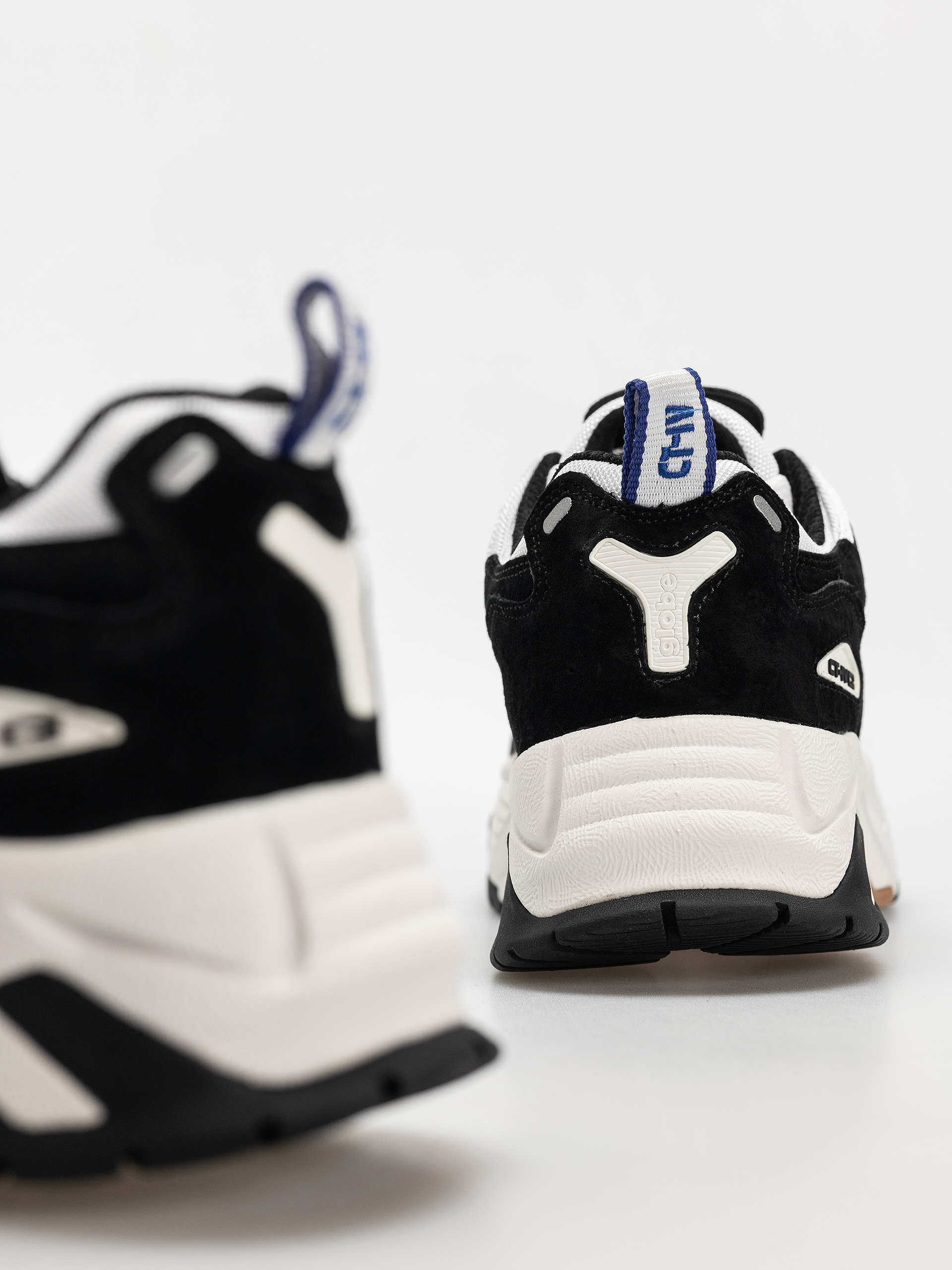 Обувки Globe CT 4000 (black/white)