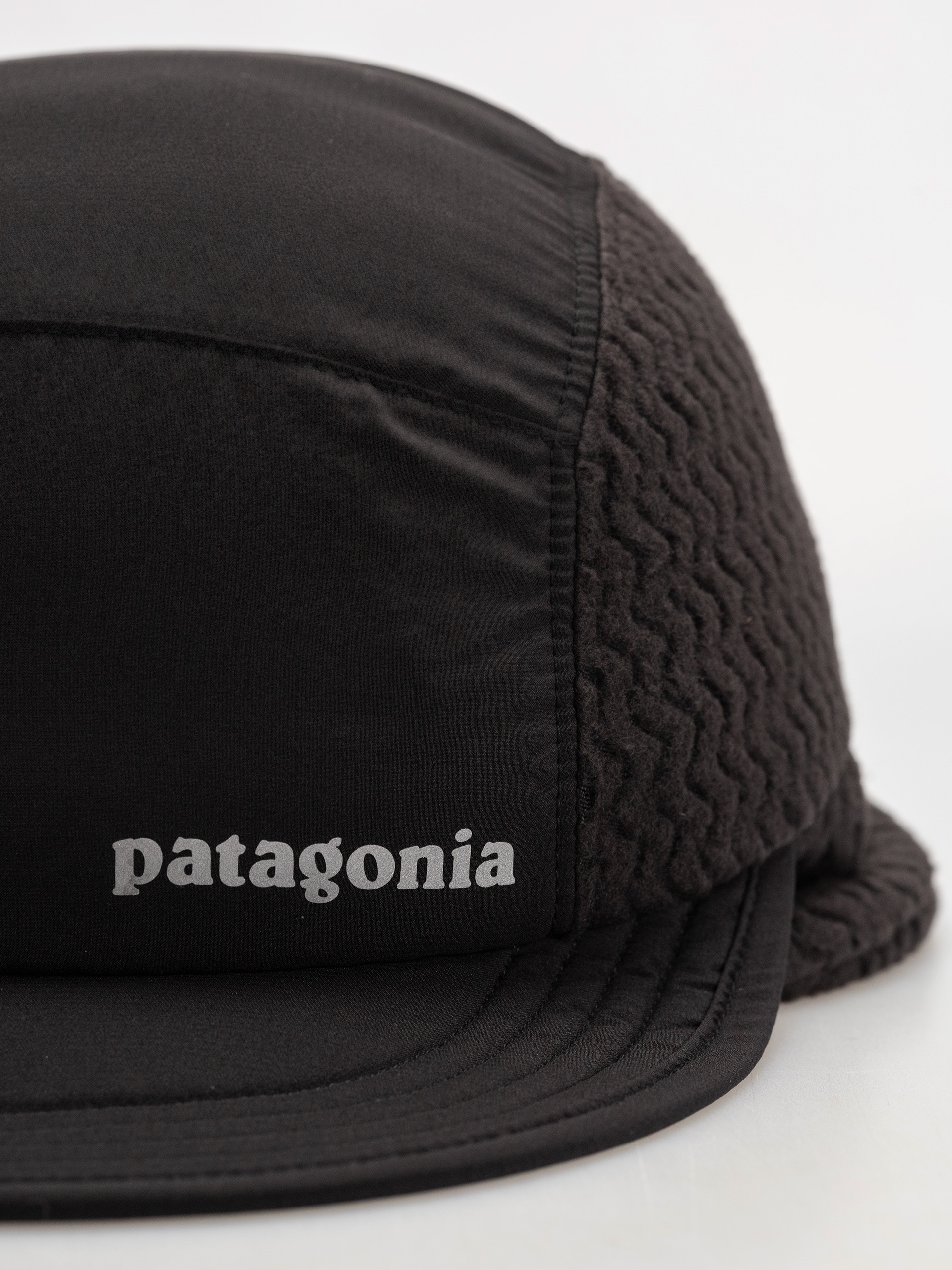 Шапка с козирка Patagonia Winter Duckbill (black)