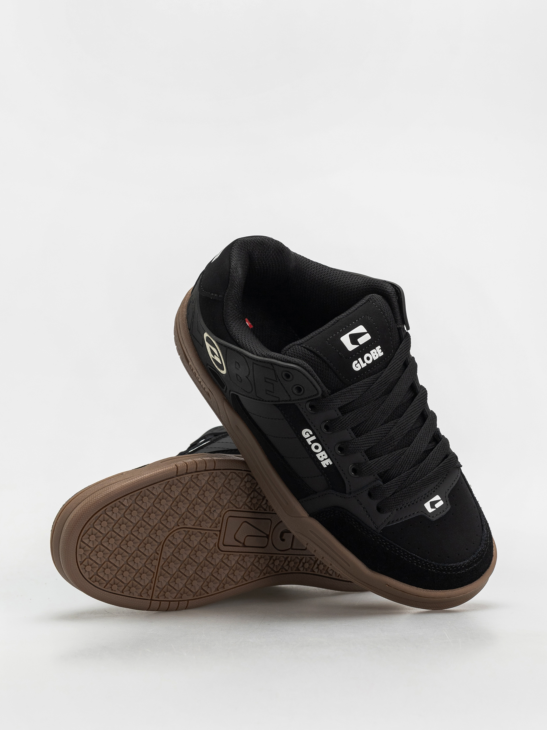 Обувки Globe Tilt (onyx/gum)