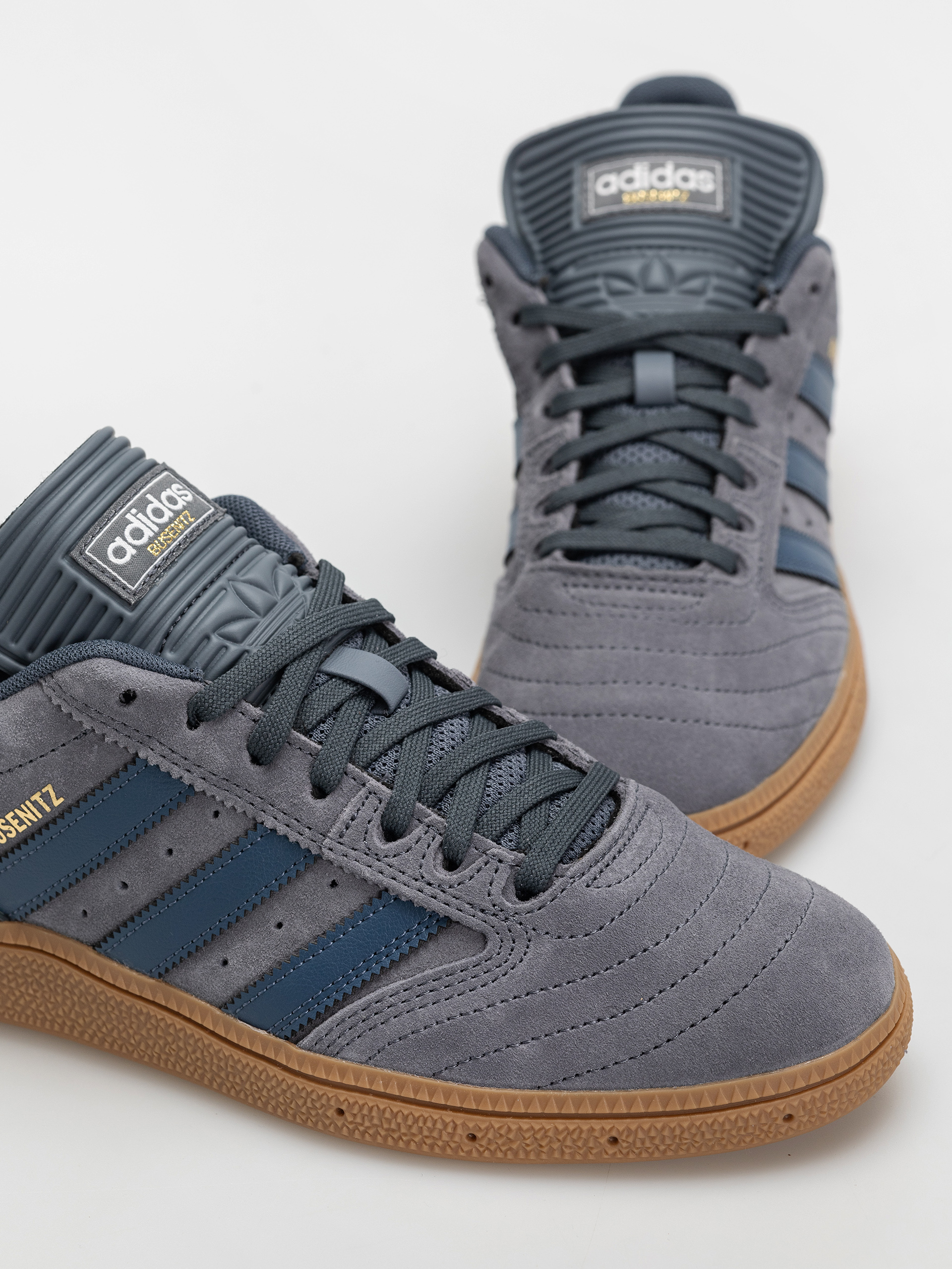 Обувки adidas Busenitz (onix/prloin/gum4)
