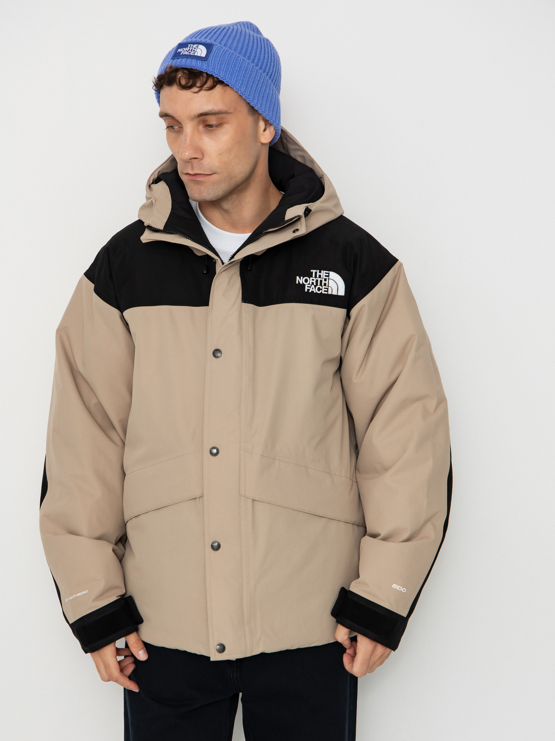 Яке The North Face Mountain Down (mushroom grey/tnf black)