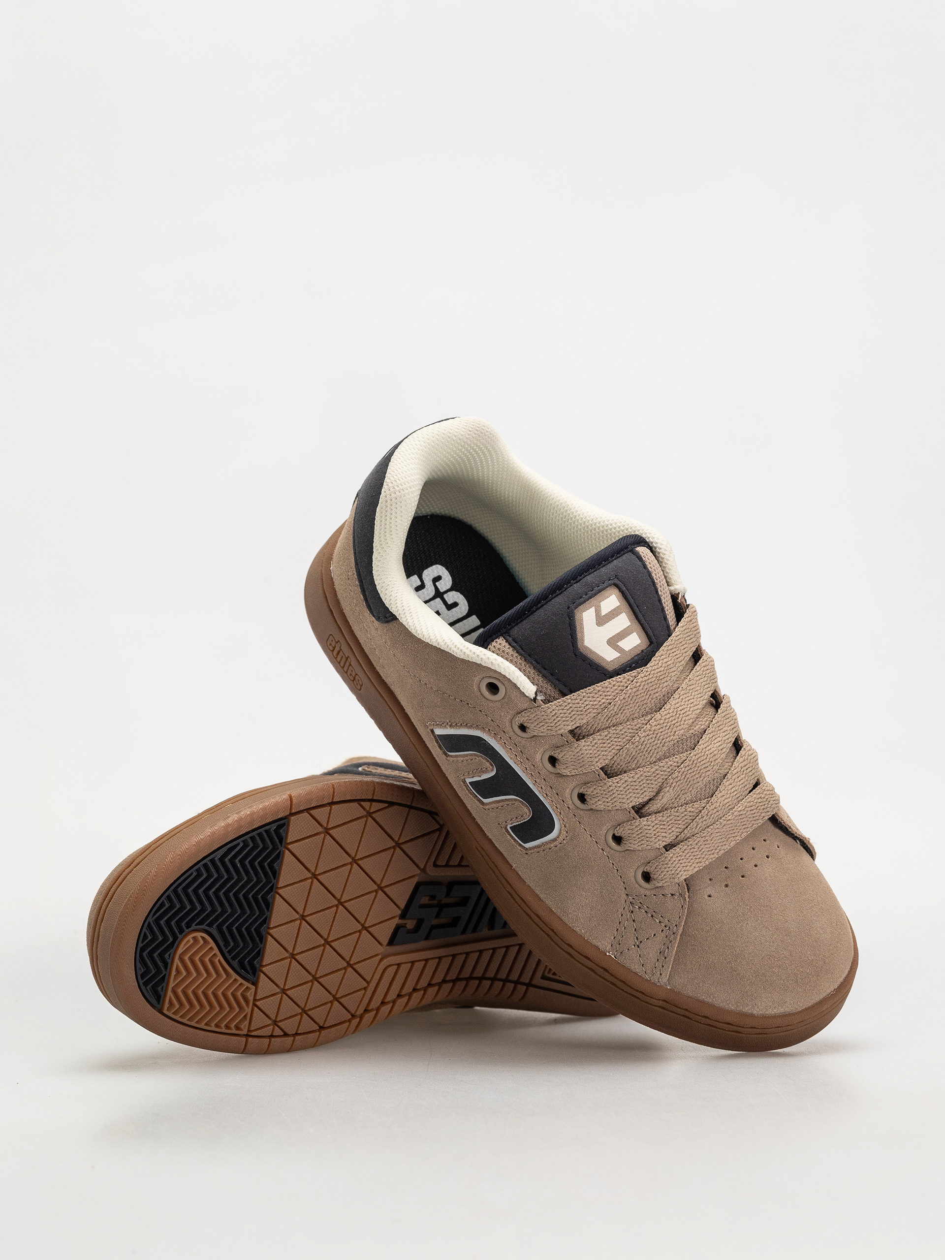 Обувки Etnies Callicut (stone)