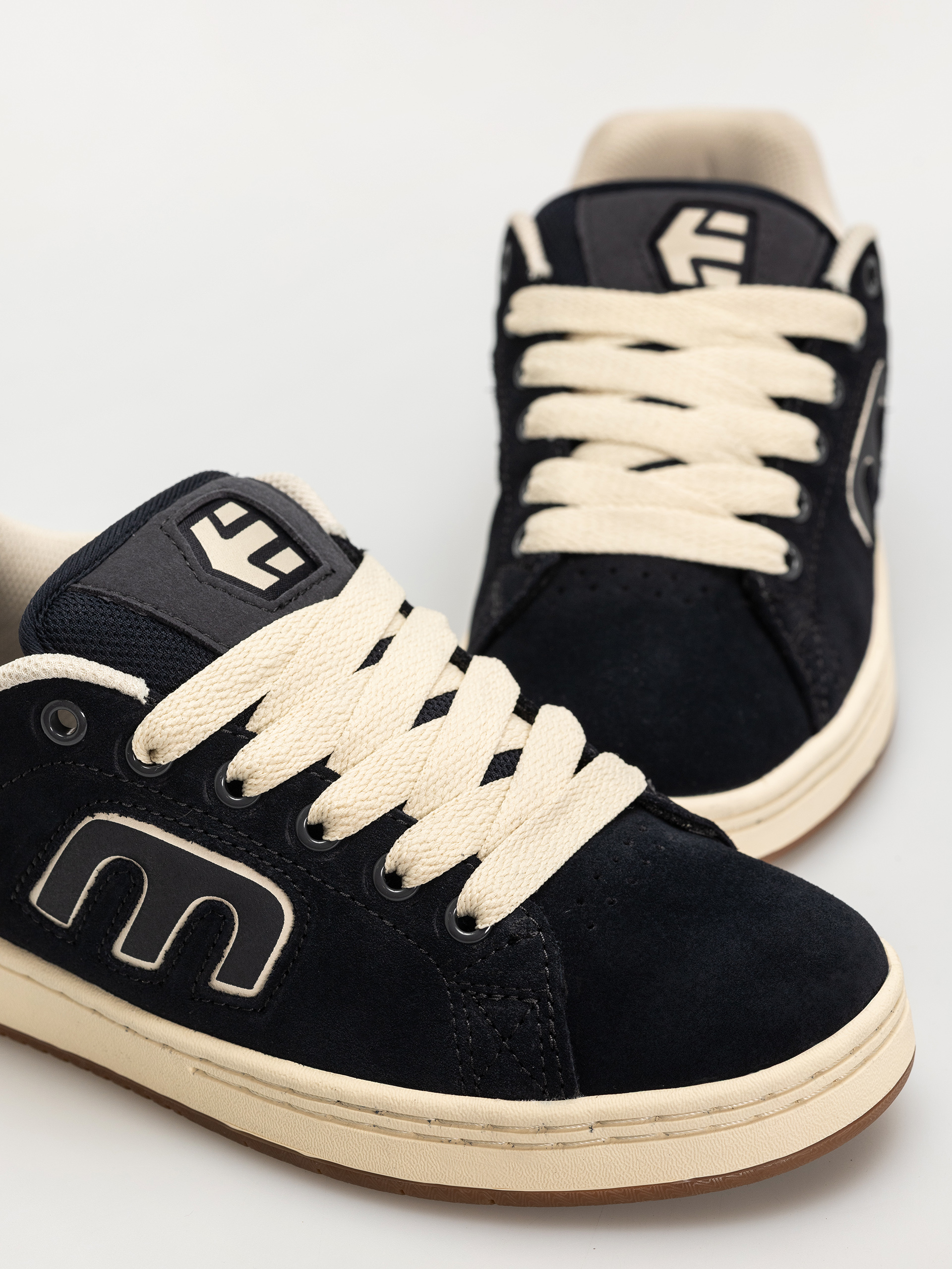 Обувки Etnies Callicut (navy/tan)