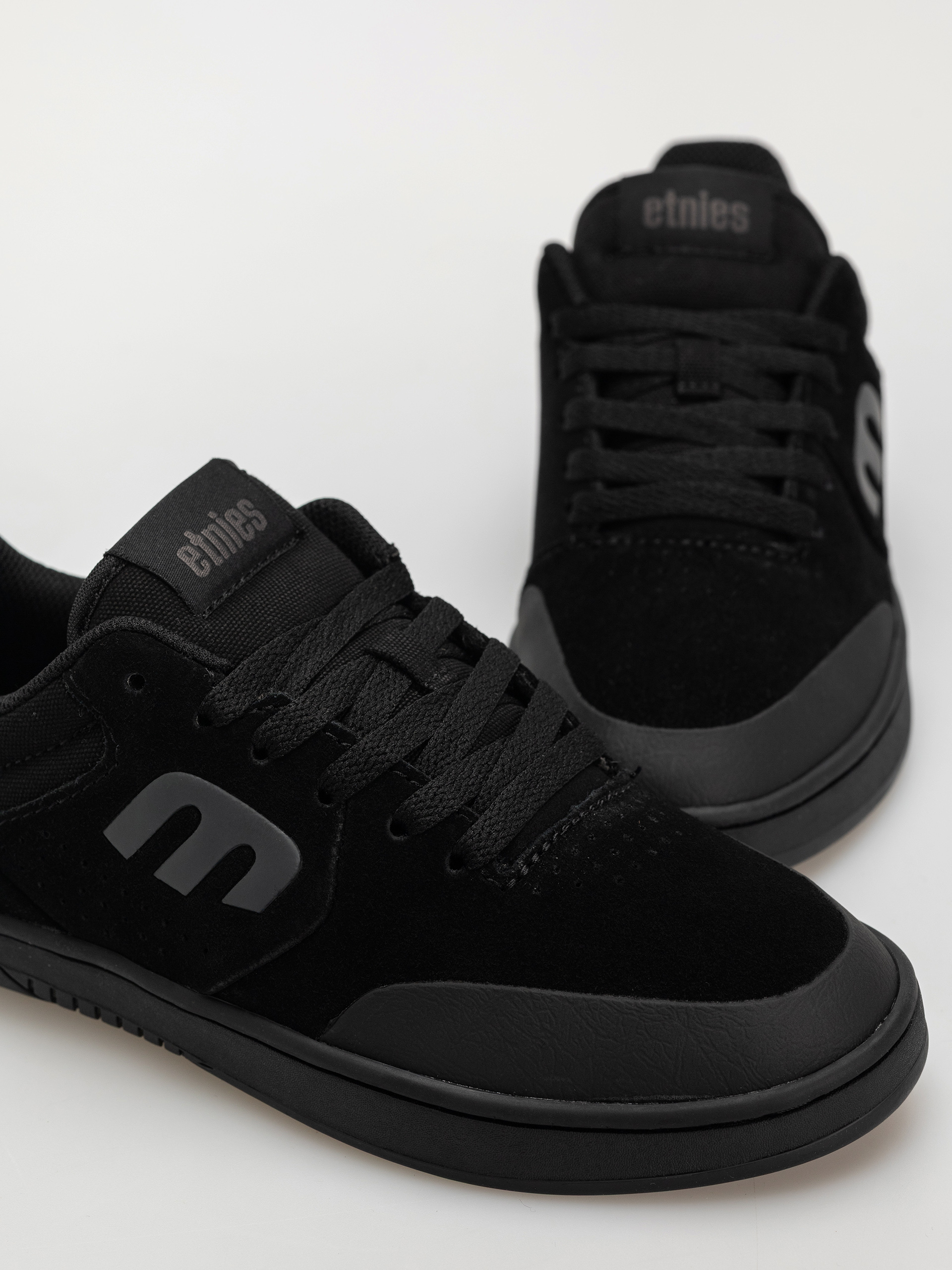Обувки Etnies Marana (black dirty wash)