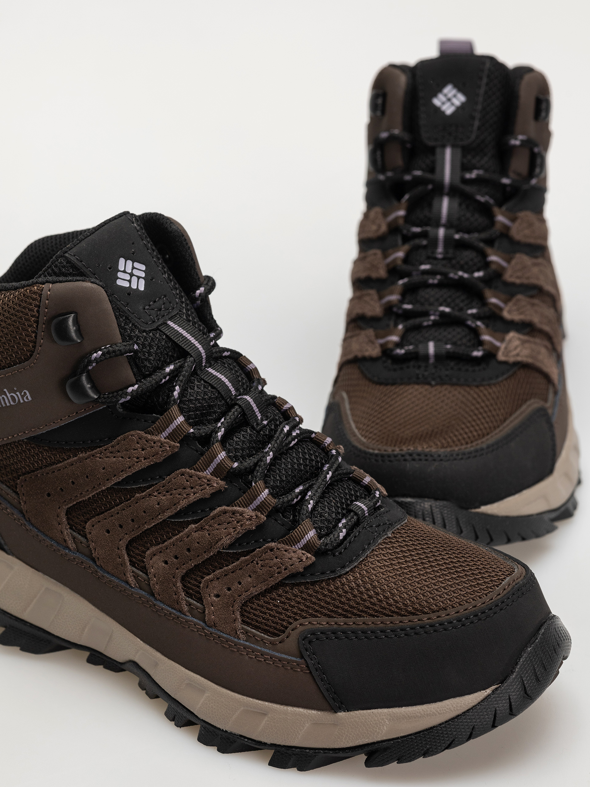 Обувки Columbia Strata Trail Mid WP Wmn (cordovan/granite purple)