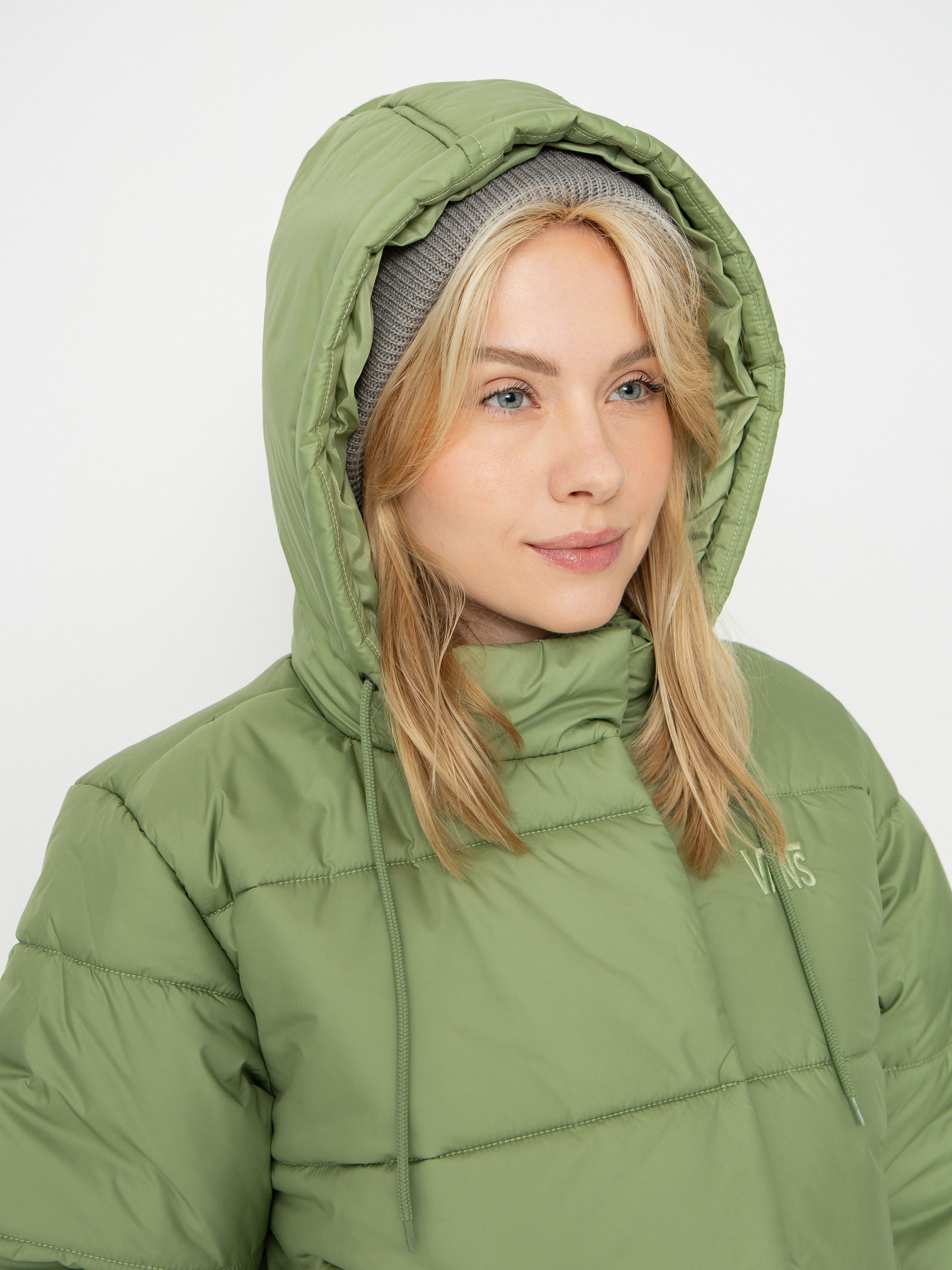 Яке Vans Hillgate Cropped Puffer Wmn (neutral olive)