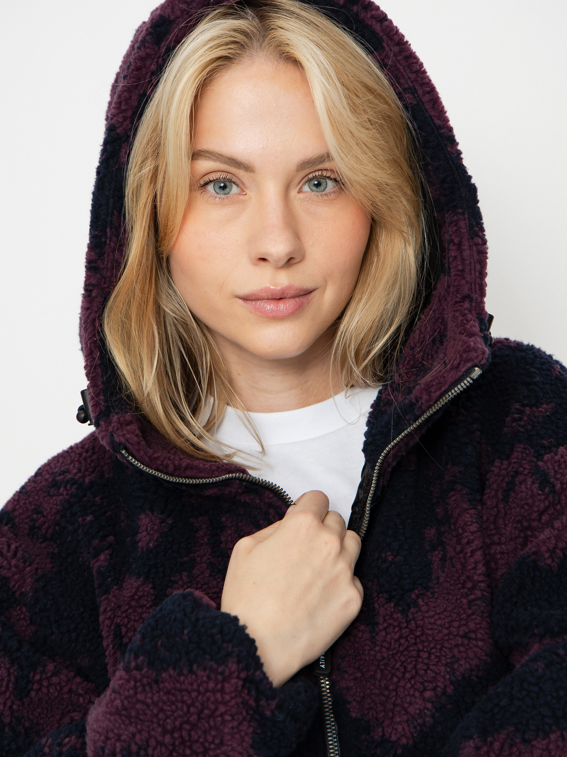 Яке Iriedaily Pat Teddy Wmn (navy red)