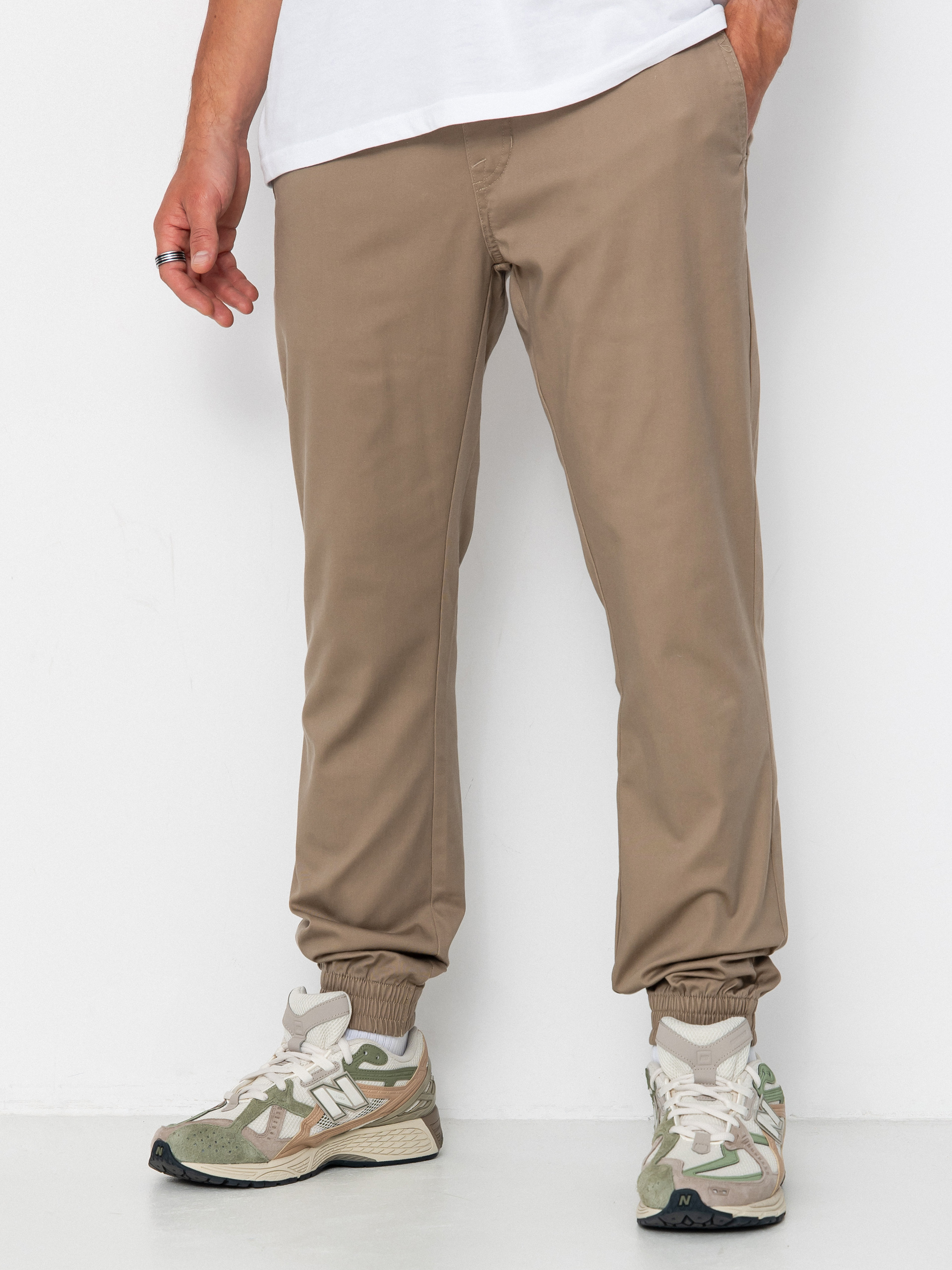 u041fu0430u043du0442u0430u043bu043eu043du0438 Volcom Frickin Slim Jogger (khaki)