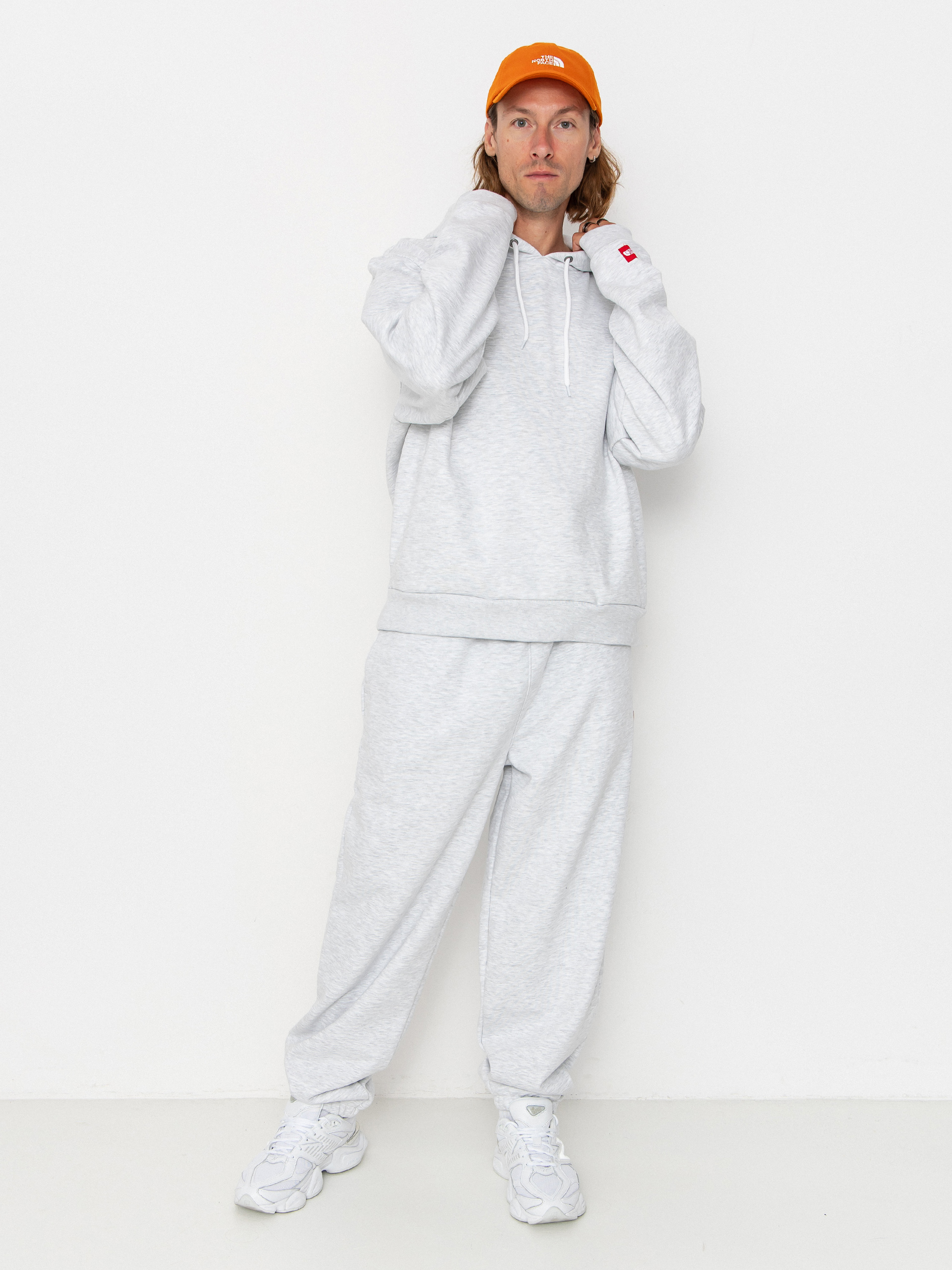 Суитшърт с качулка The North Face Red Box HD (tnf classic grey heathe)