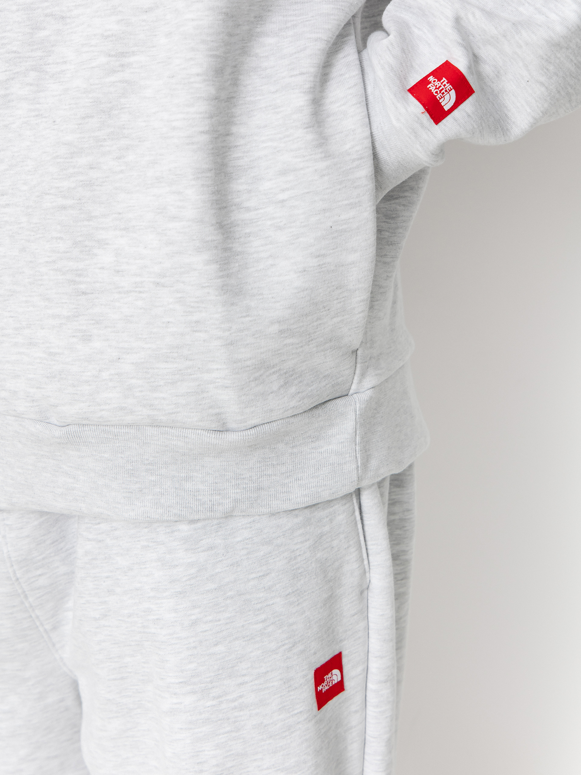 Суитшърт с качулка The North Face Red Box HD (tnf classic grey heathe)