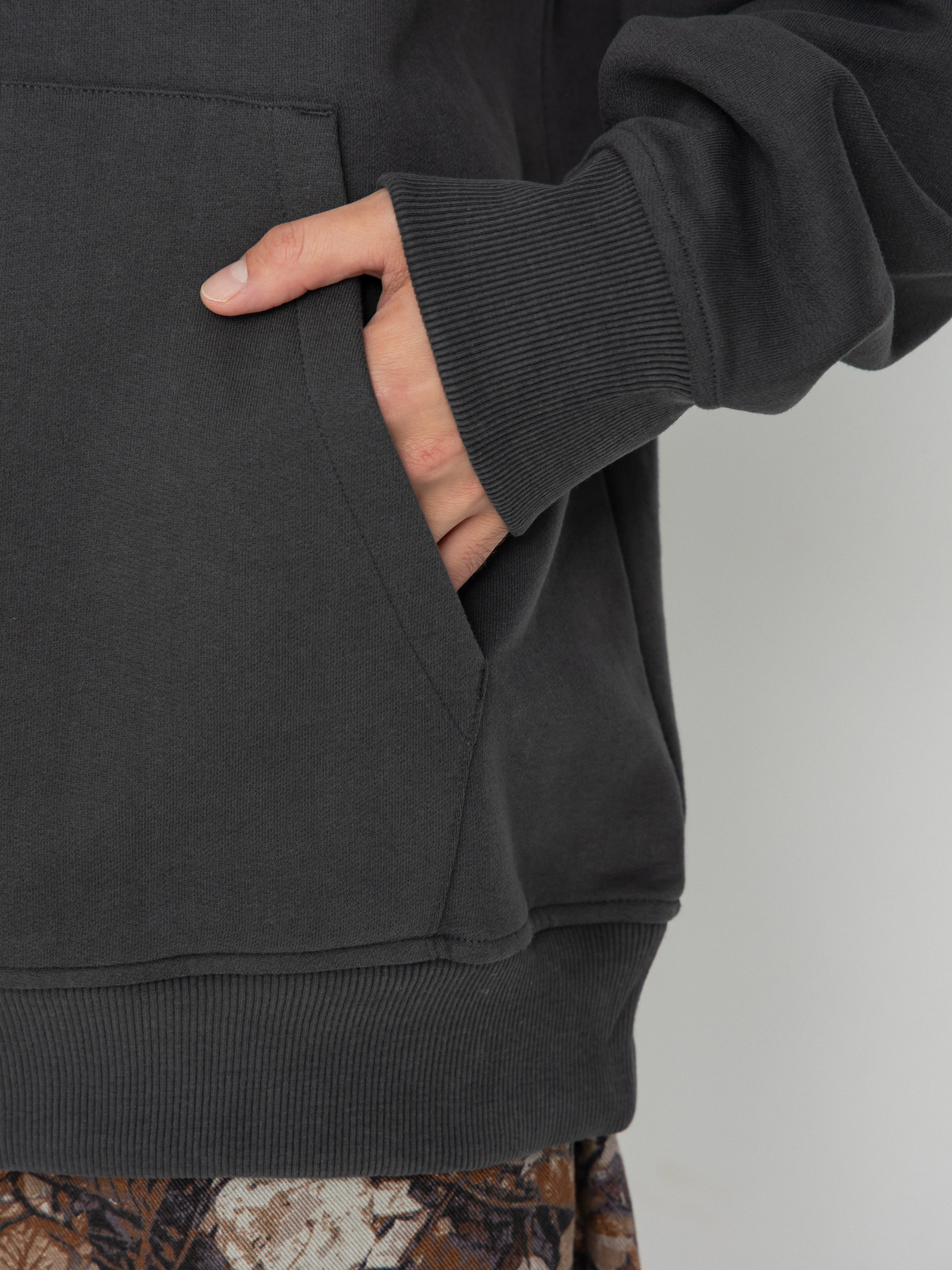 Суитшърт с качулка The North Face Powder Days Relaxed HD (asphalt grey)