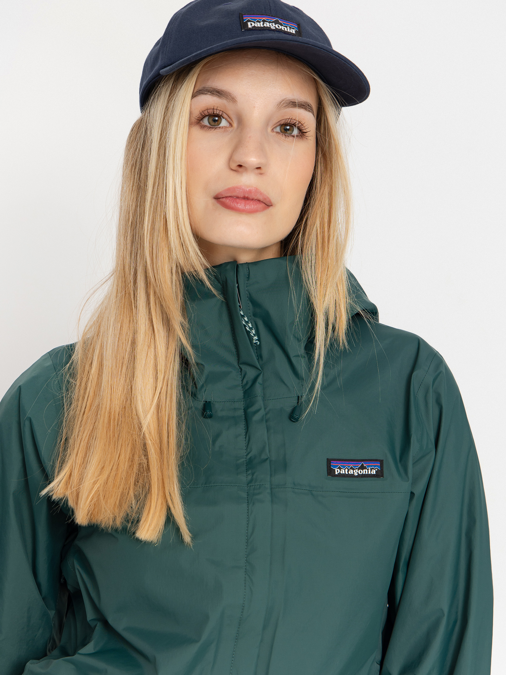 Яке Patagonia Torrentshell 3L Wmn (cascade green)