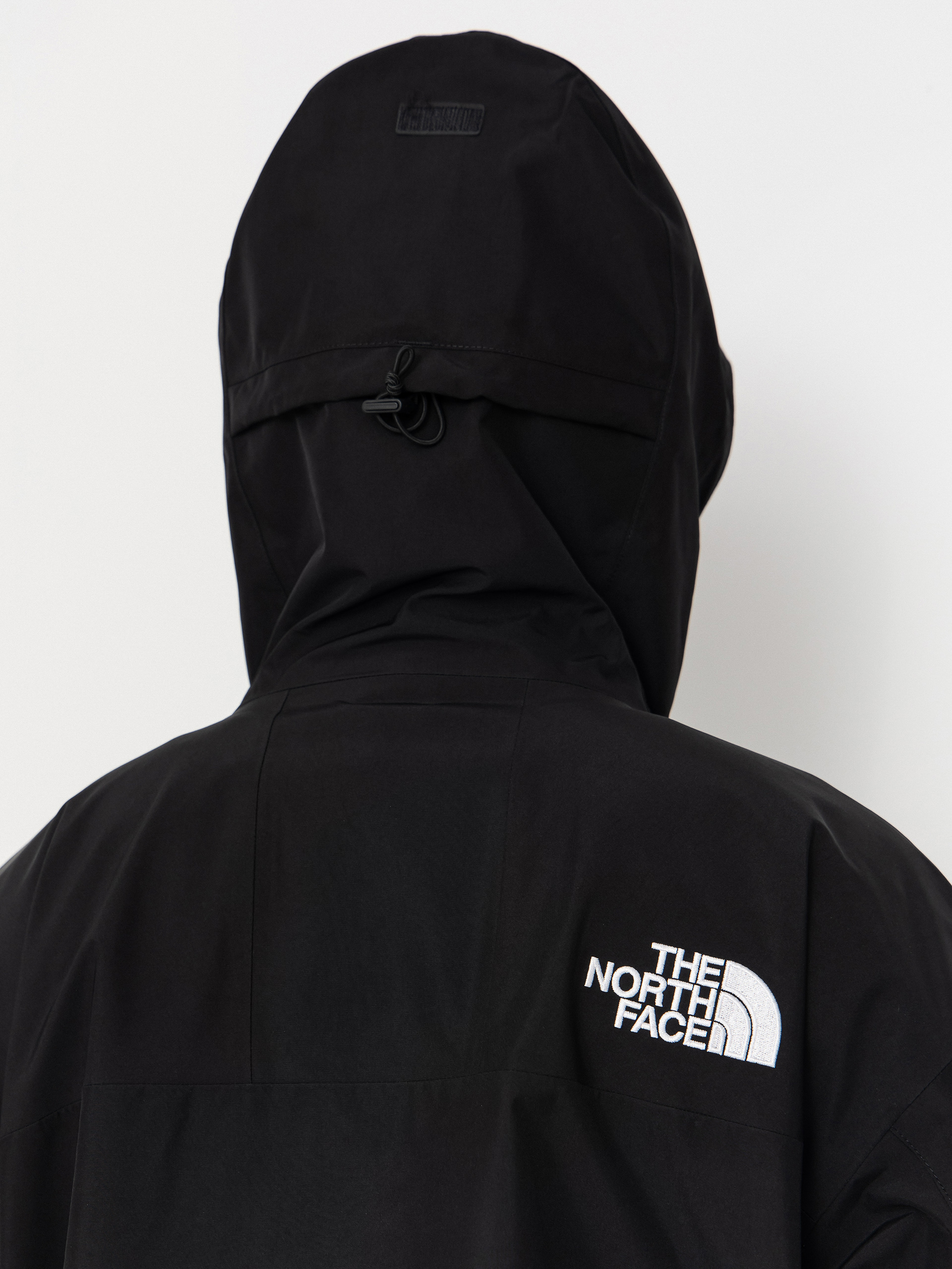 Яке The North Face GTX Mountain (tnfblack/tnfblack/tnfblck)