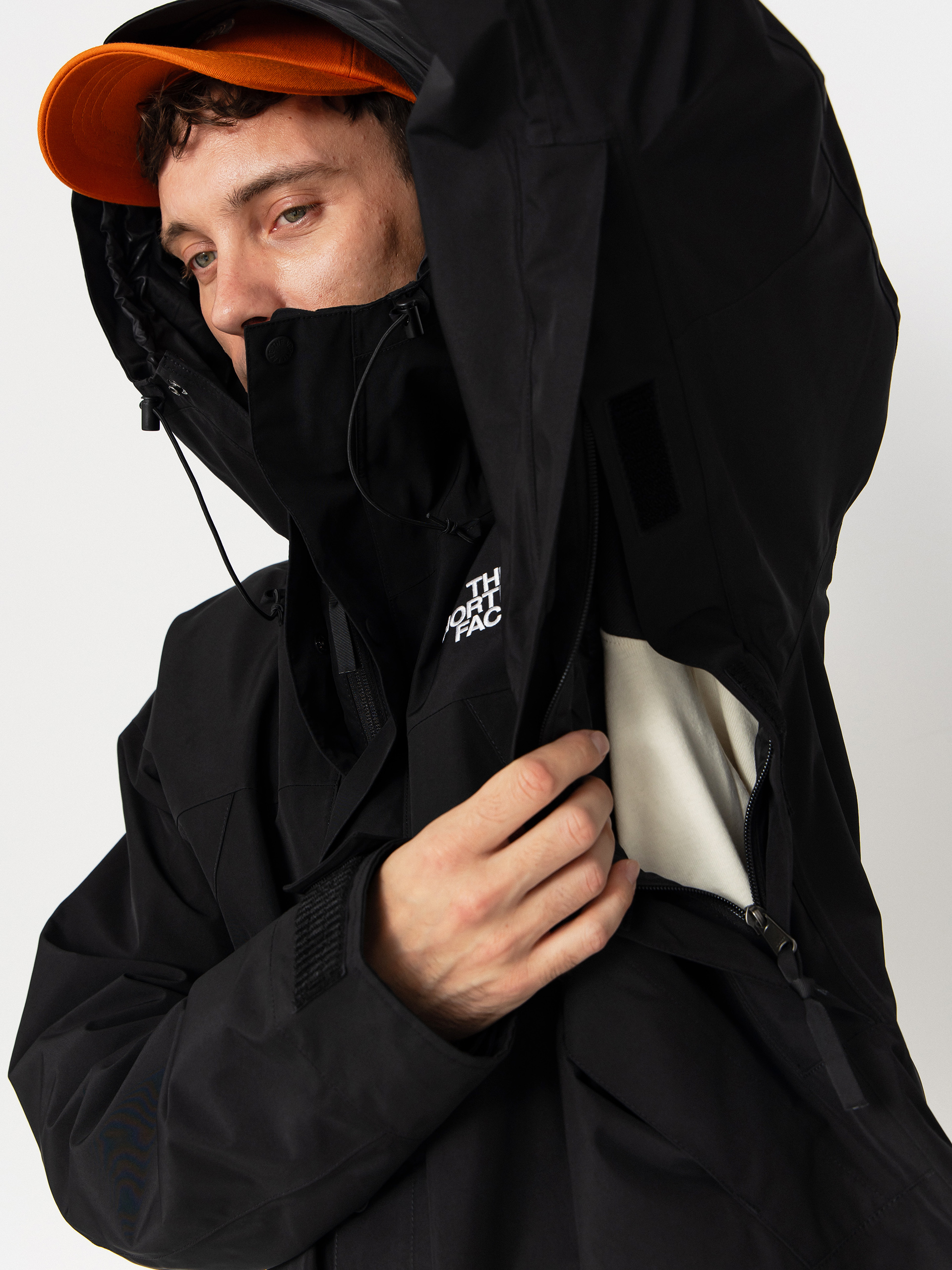 Яке The North Face GTX Mountain (tnfblack/tnfblack/tnfblck)