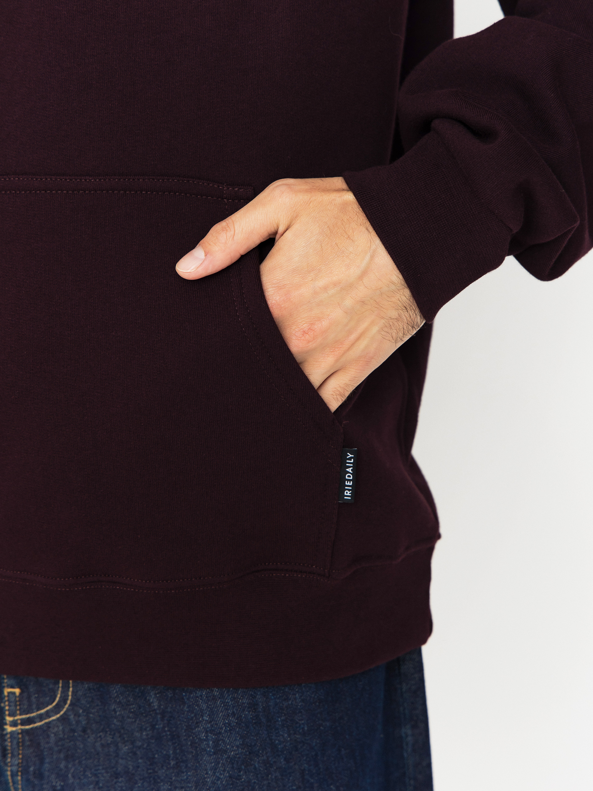 Суитшърт с качулка Iriedaily Play Different HD (aubergine)