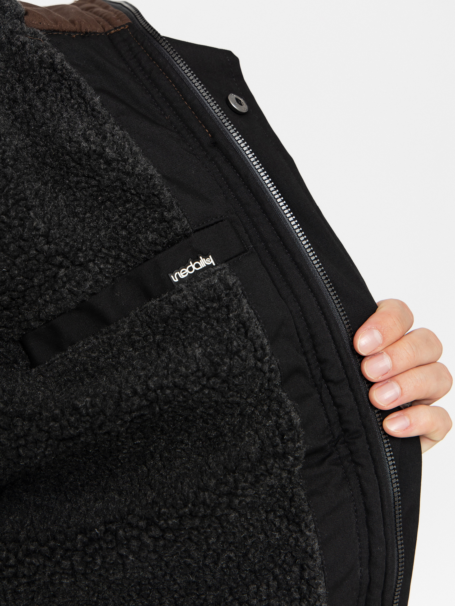 Яке Iriedaily Eissegler (dark coffee)