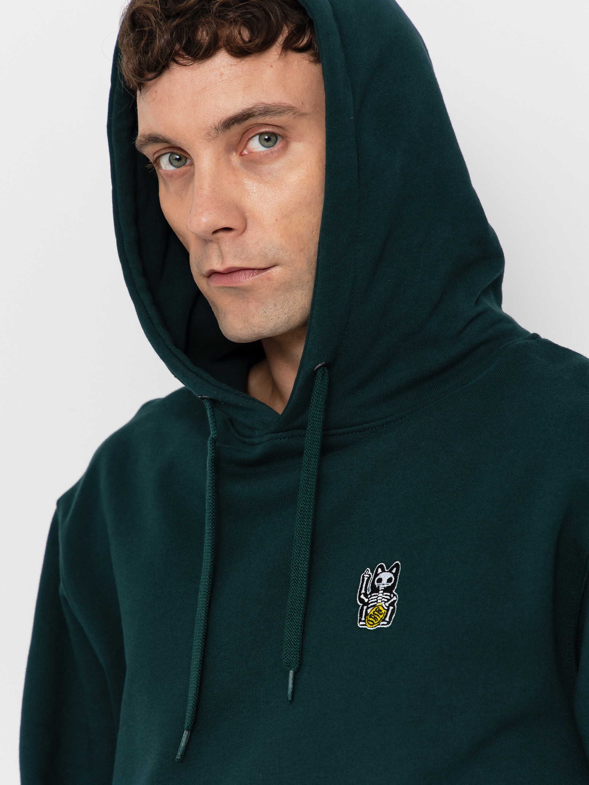 Суитшърт с качулка Iriedaily Bone Cat HD (nightforest)