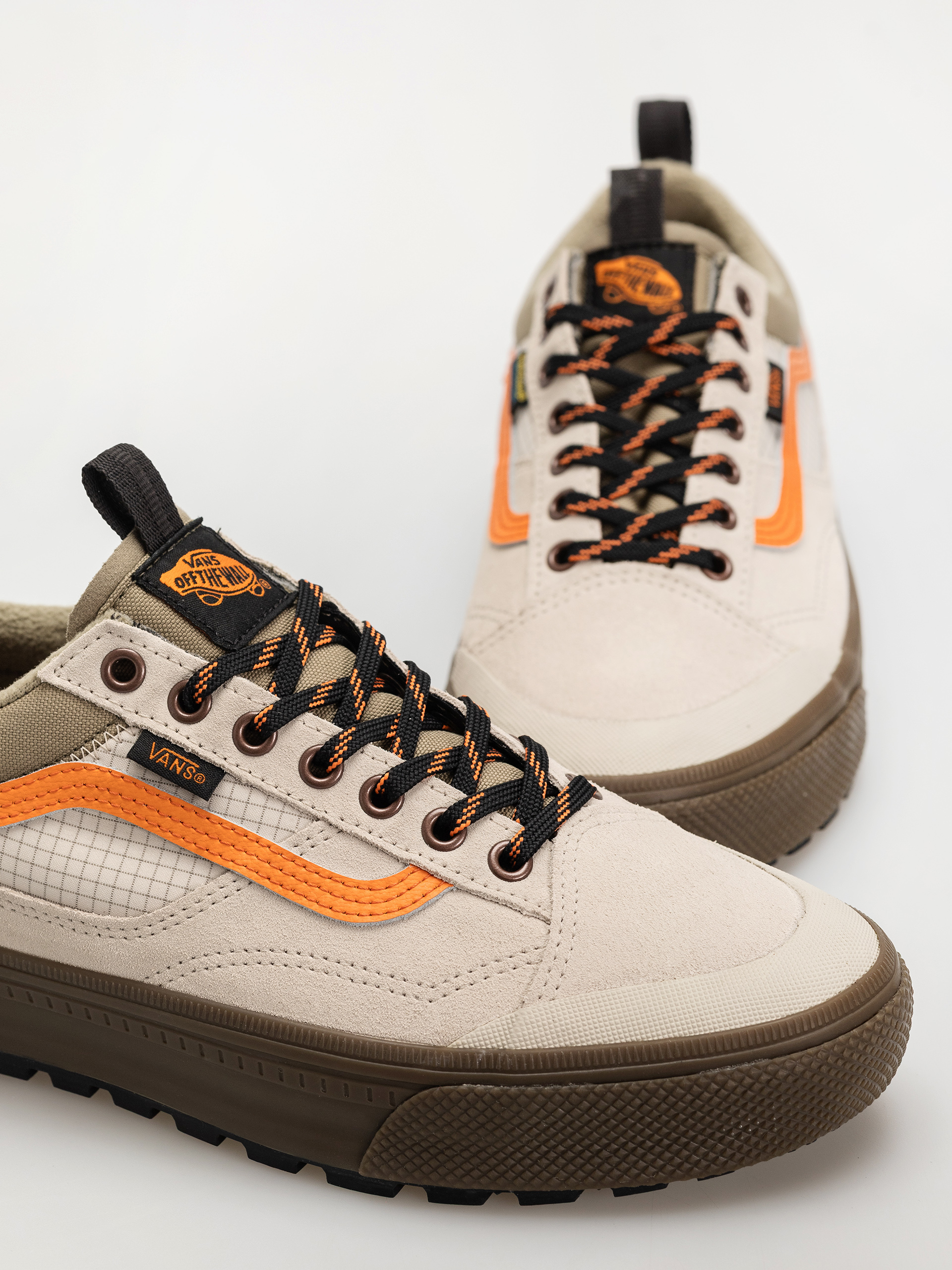 Обувки Vans Mte Old Skool Waterproof Insulated (taupe/orange)