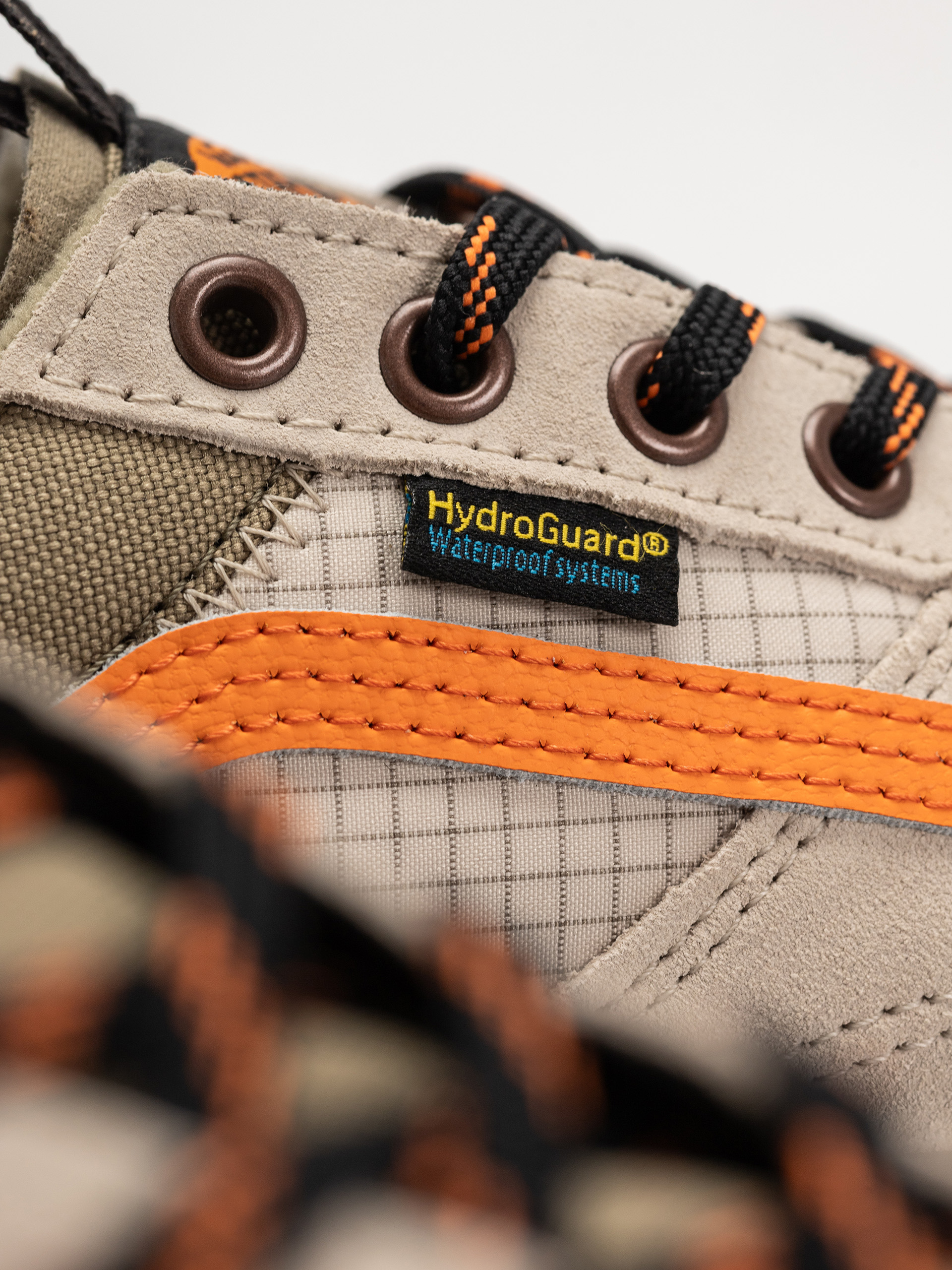 Обувки Vans Mte Old Skool Waterproof Insulated (taupe/orange)