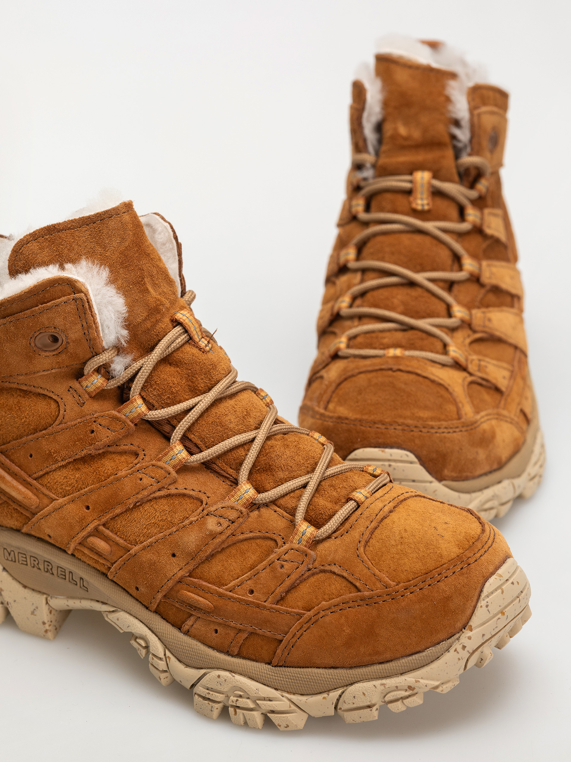 Обувки Merrell Moab 2 Decon Mid Cozy Luxe Se Wmn (korma)