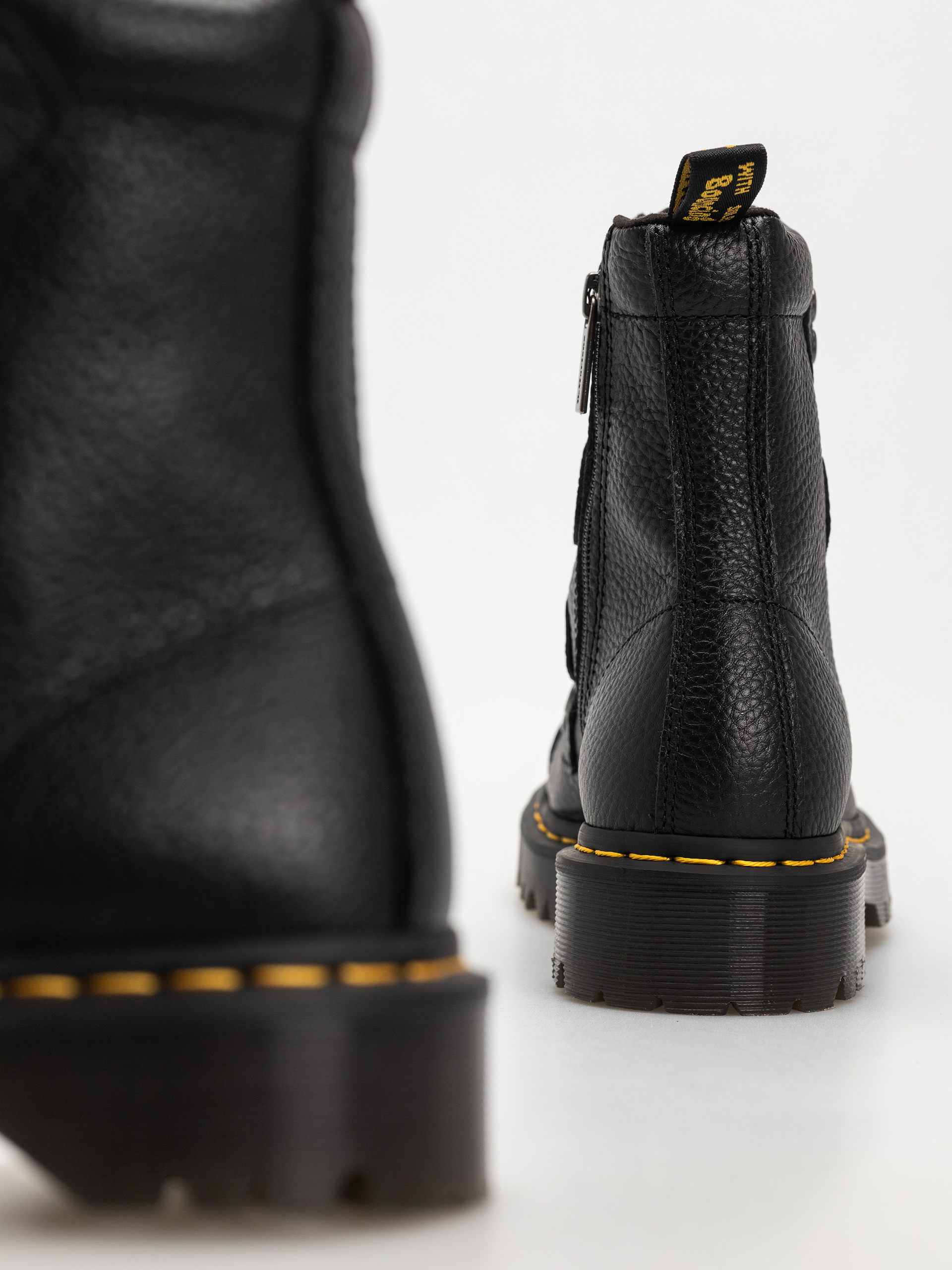 Обувки Dr. Martens 1460 LTT 4 Tie Wmn (black milled nappa)