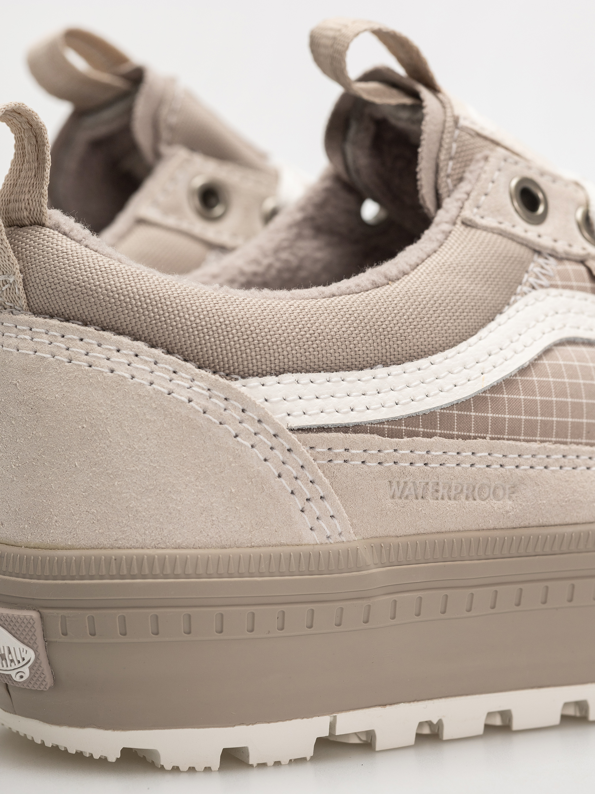 Обувки Vans Mte Old Skool Waterproof Insulated (stone)