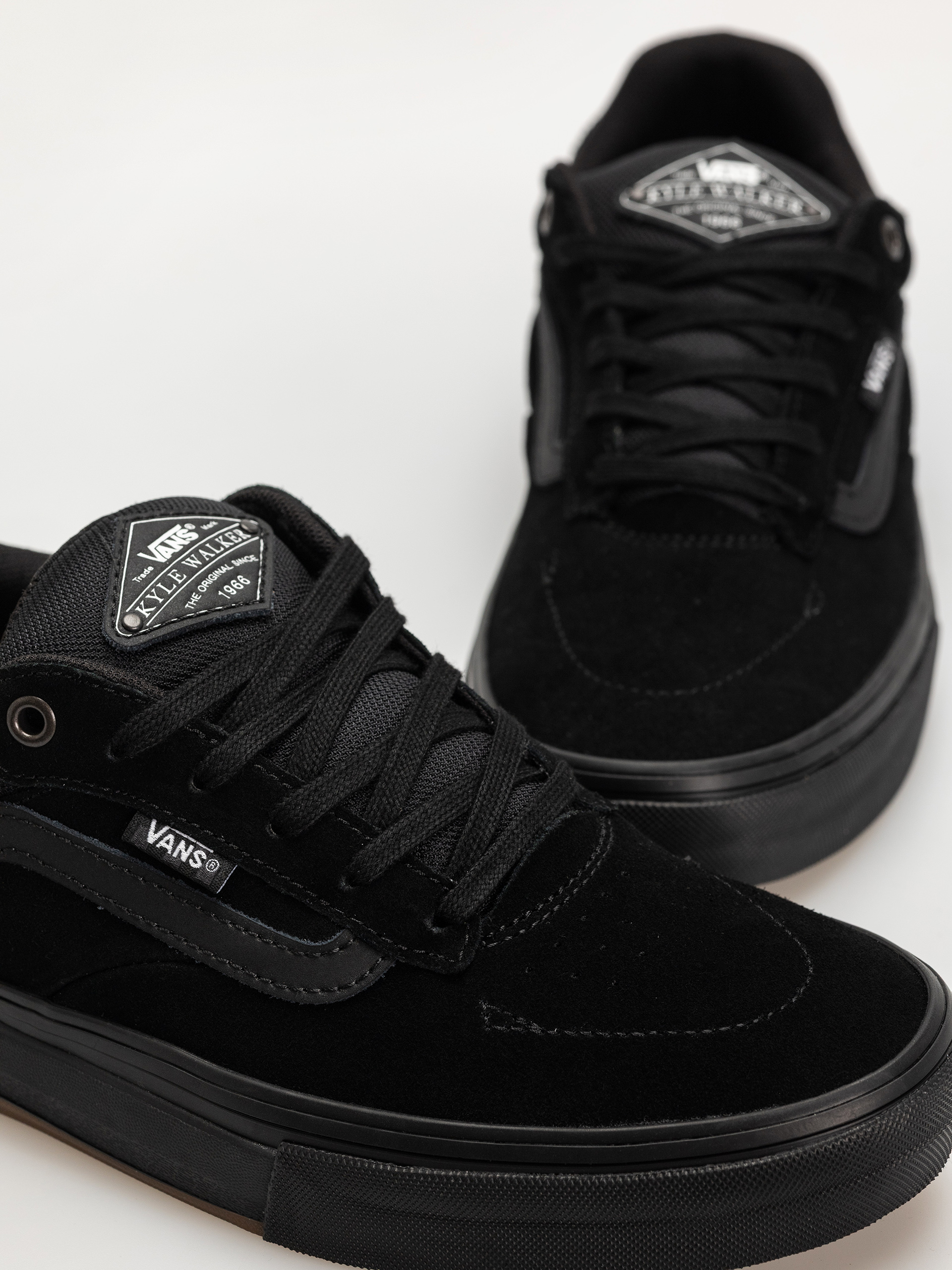 Обувки Vans Skate Kyle Walker Wafflecup (blackout)