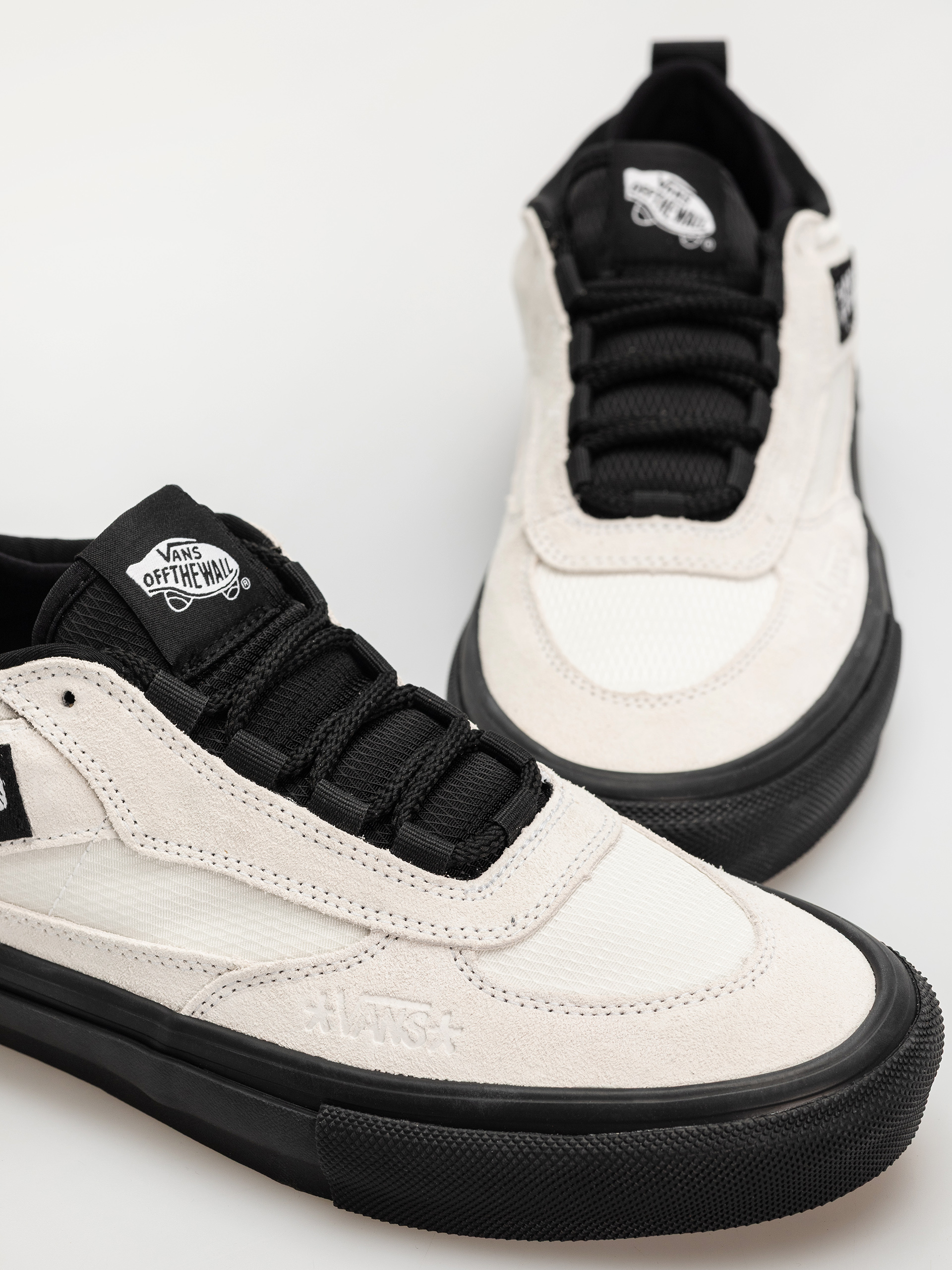 Обувки Vans Skate Safe Low (atiba bone white/black)