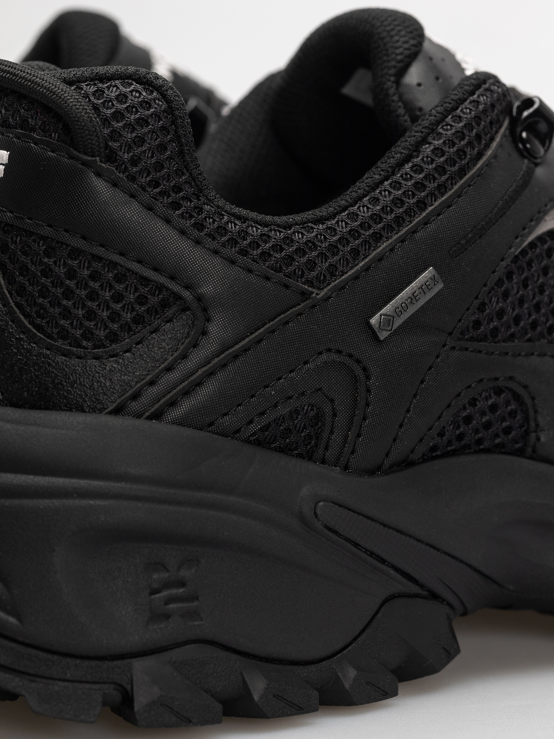 Обувки The North Face Hedgehog 06 Rvst Gore Tex (tnf black/tnf white)